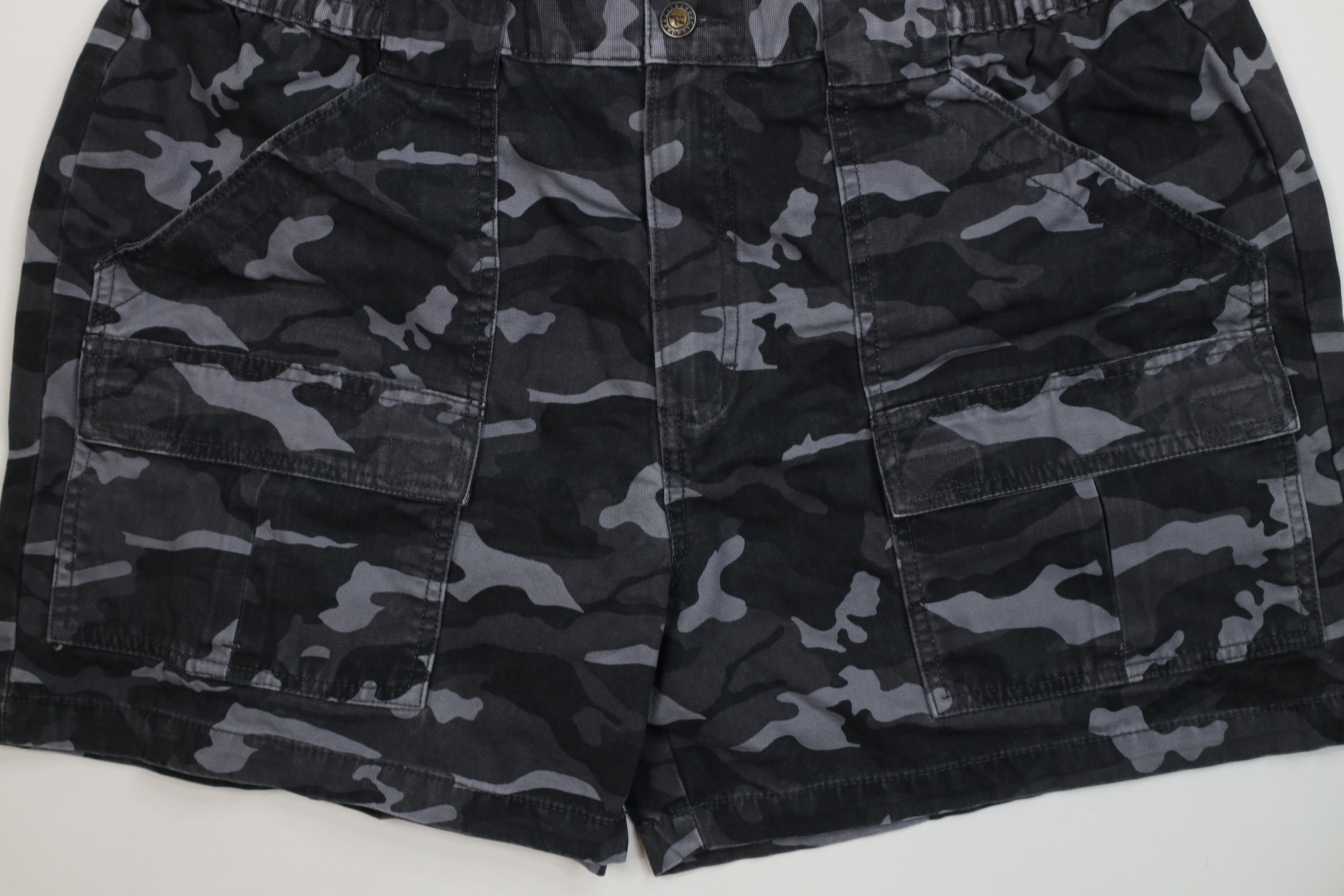 Vintage Vintage Y2K Streetwear Canvas Above Knee Cargo Shorts 5" Size US 40 / EU 56 - 3 Thumbnail