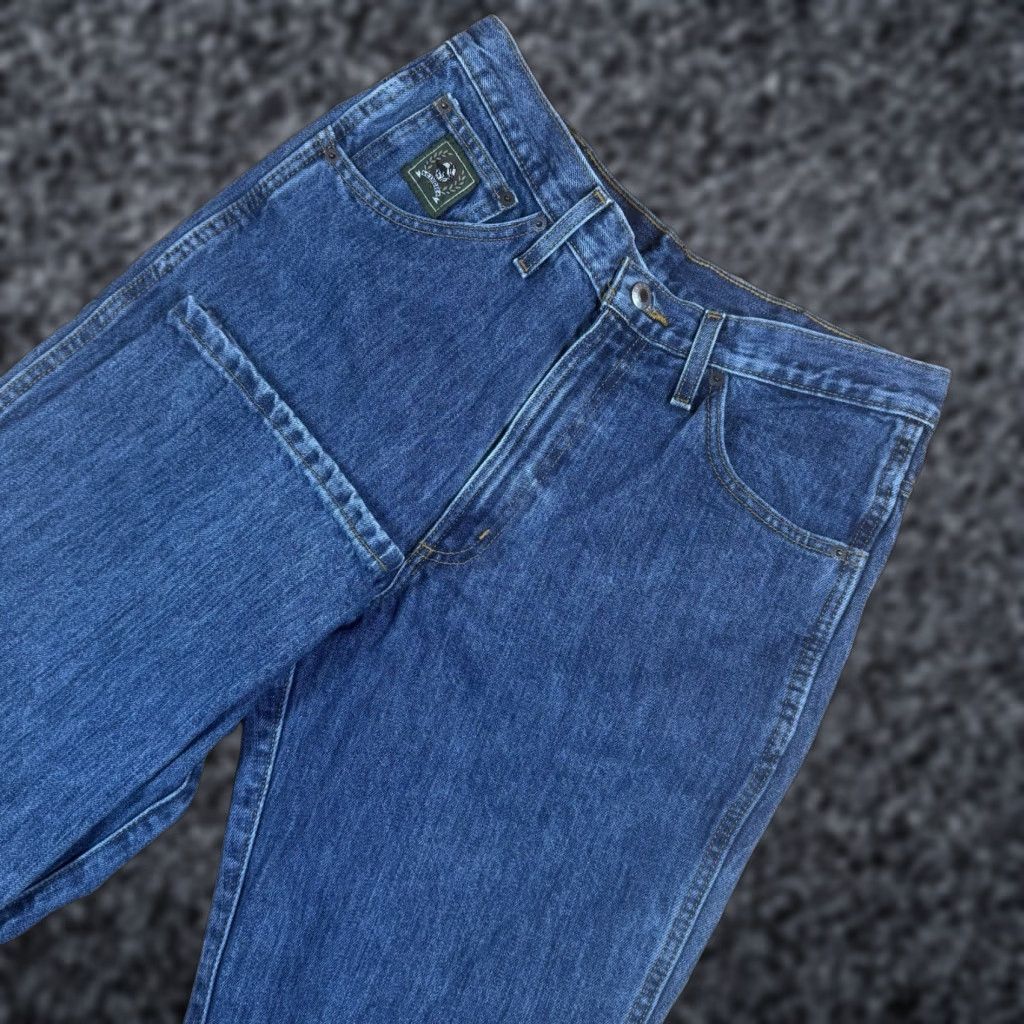 Denime VINTAGE Cinch Jeans Mens 32x38 Blue Medium Straight Denim Y2K Jeans Mens Medium 32x38 Blue Straight Denim Cotton Regular Men Boys Womens Size US 32 / EU 48 - 1 Thumbnail