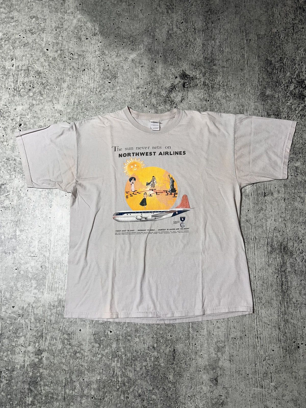 Other Vintage Y2K Northwest Airlines Graphic Tee Size US XL / EU 56 / 4 - 1 Thumbnail