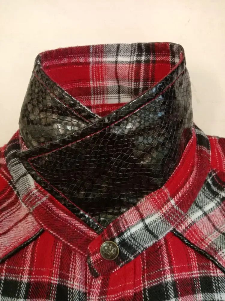 In The Attic 💥 Awesome Vintage In The Attic Snake Leather Punk Shirt Size US L / EU 52-54 / 3 - 7 Thumbnail