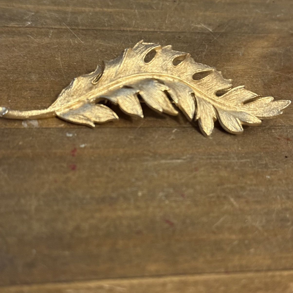 Vintage Vintage Coro 1961 golden leaf brooch Size ONE SIZE - 2 Thumbnail