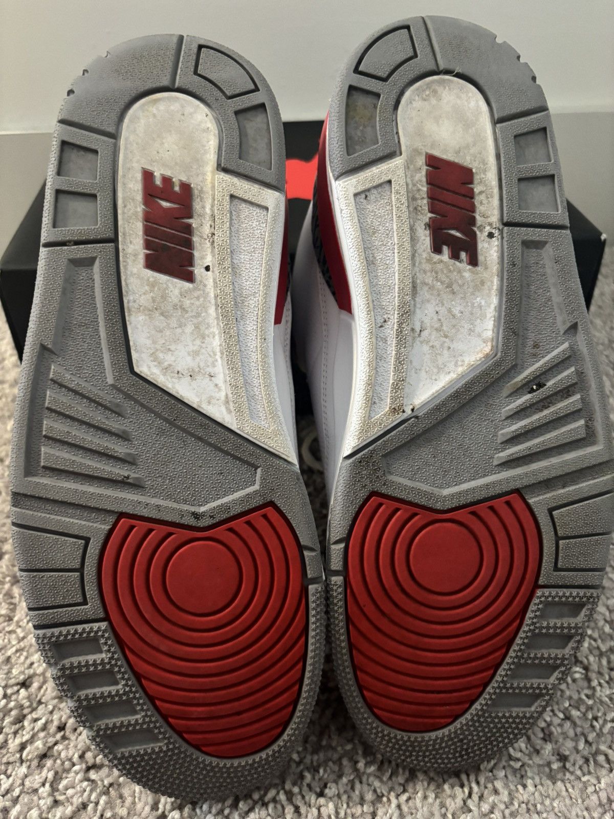 Jordan Brand Fire Red 3 Size US 10 / EU 43 - 5 Thumbnail