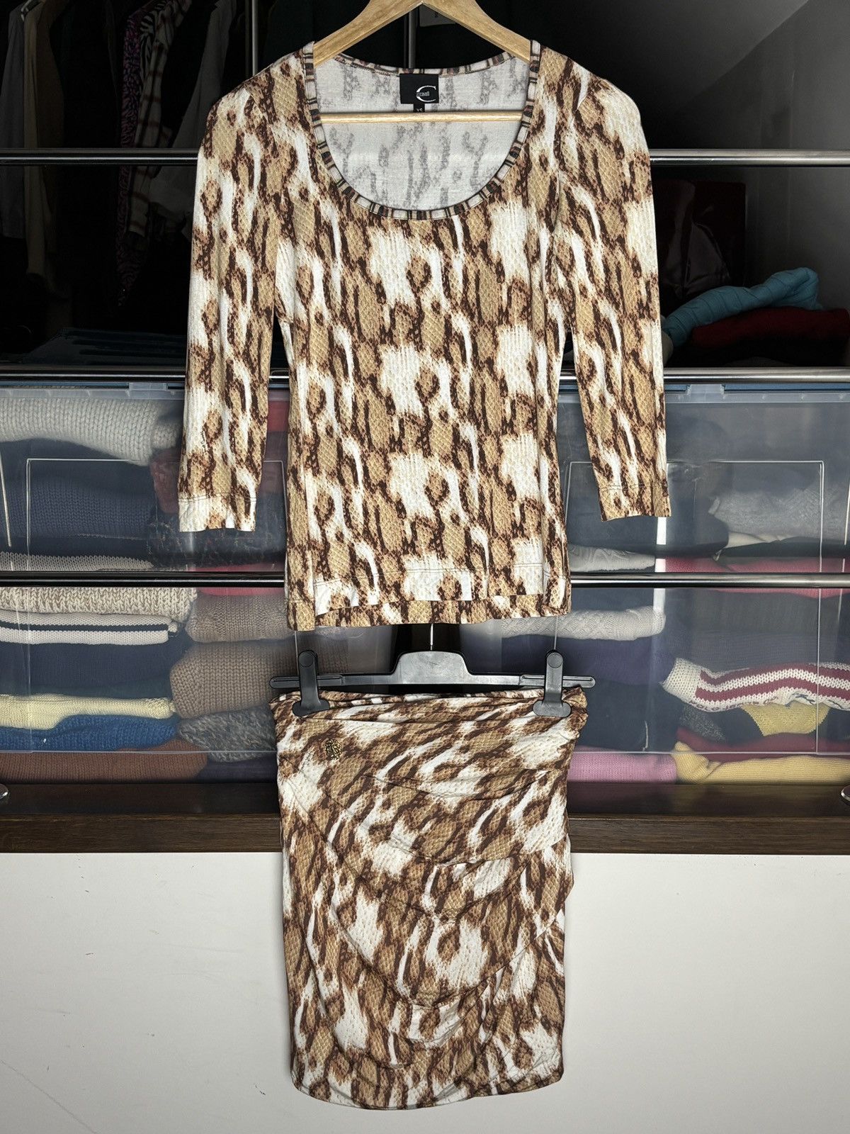 Just Cavalli Just Cavalli Vintage Snake Print Set Top Skirt Python Dress Size XS / US 0-2 / IT 36-38 - 1 Thumbnail