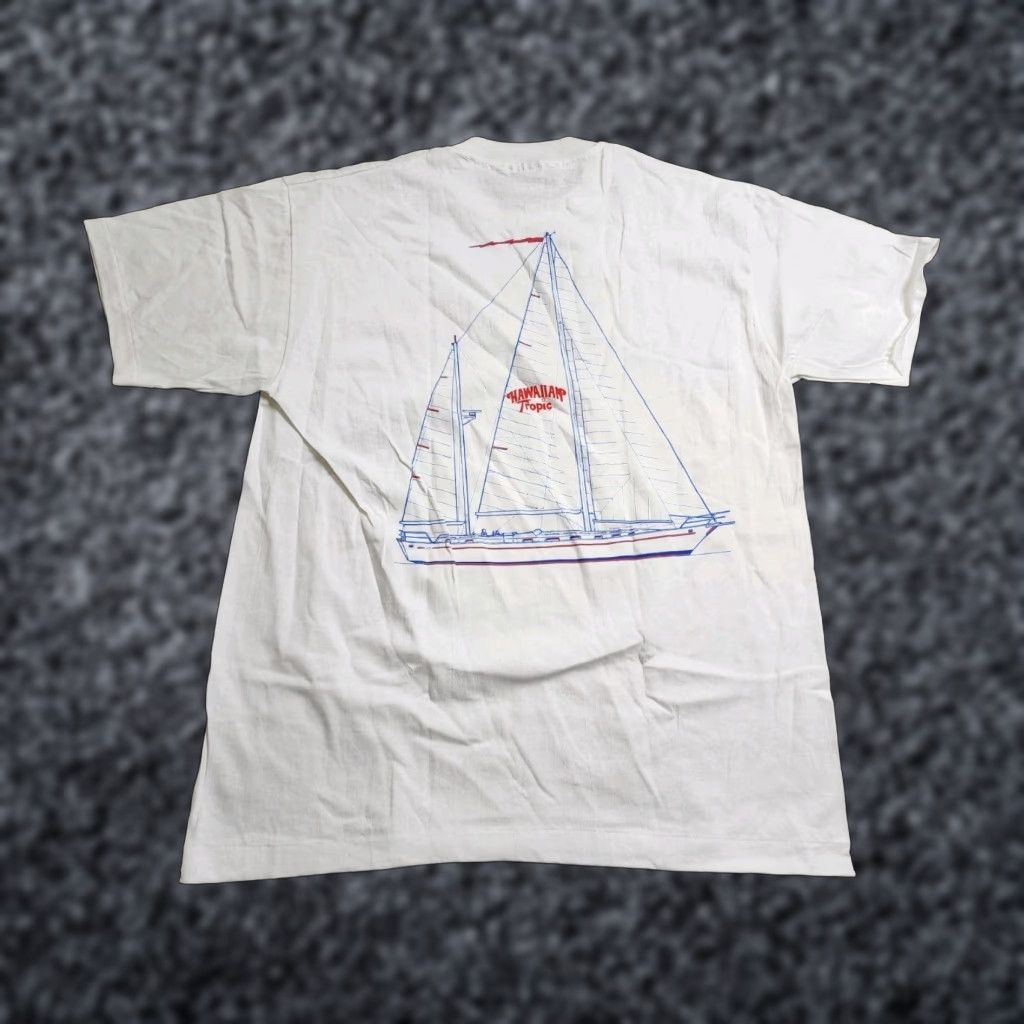 VINTAGE Anvil Hawaiian Tropic Princess Sailboat Graphic Tee - Shirt Unisex Size L White 1980s Decade Mens Womens Boys Girls