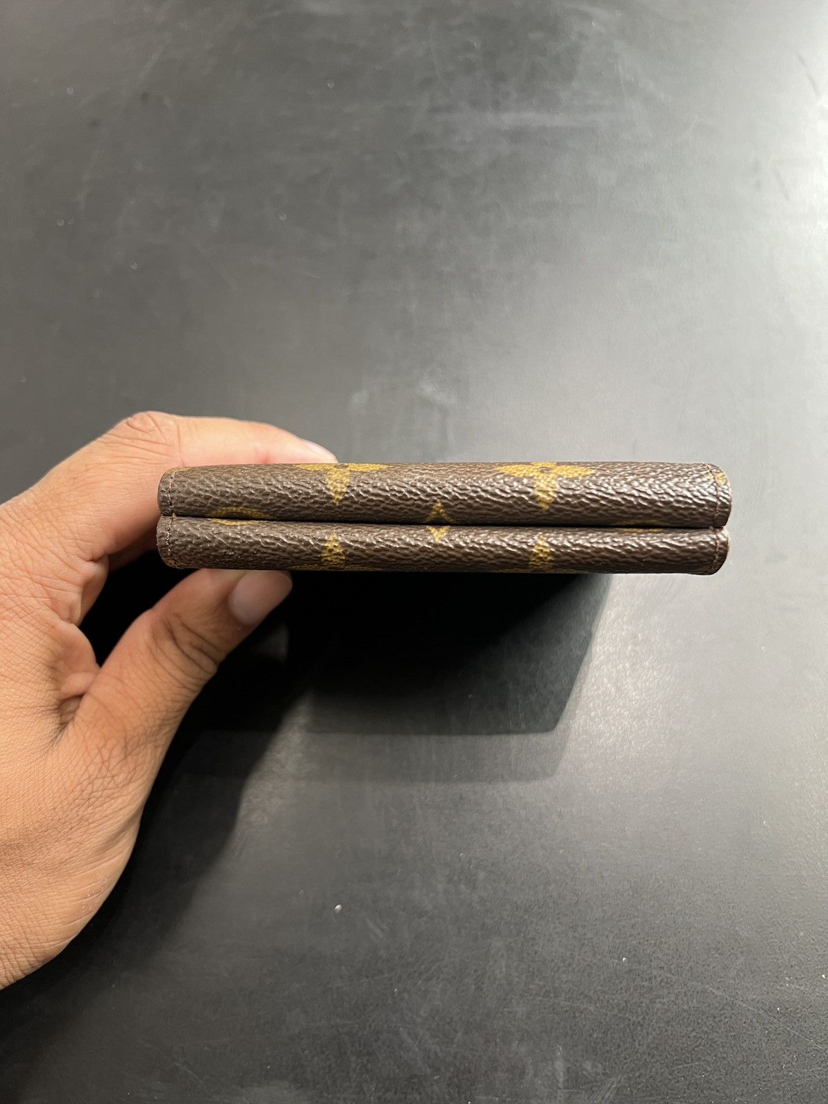 Louis Vuitton × Vintage Louis Vuitton Leather Monogram Button Wallet Size ONE SIZE - 7 Thumbnail