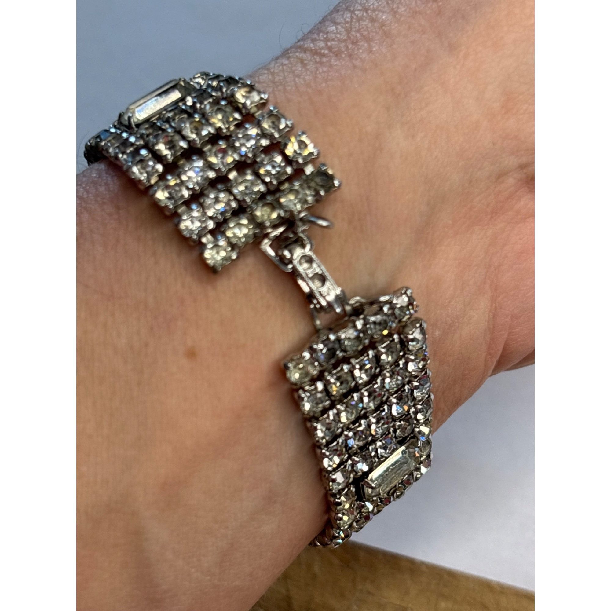Other Vintage Silver-Tone Rhinestone Bracelet With Rectangular Acc Size ONE SIZE - 5 Thumbnail
