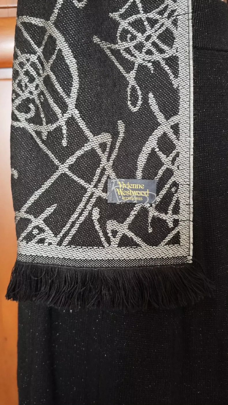 Vivienne Westwood Saturn graffiti double-sided tassel scar