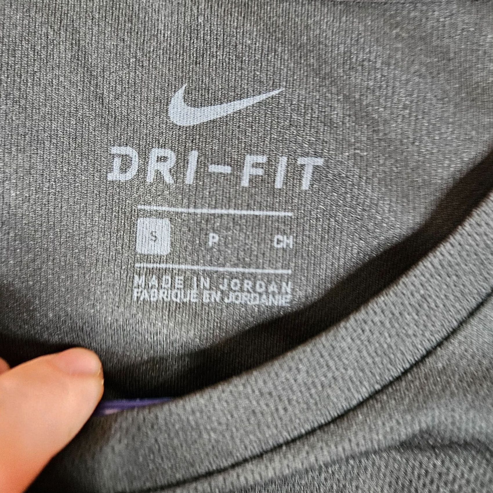 Nike Nike Dri-Fit Running Camp 2018 Black Short Sleeve Top Women’s Size S Size S / US 4 / IT 40 - 8 Thumbnail