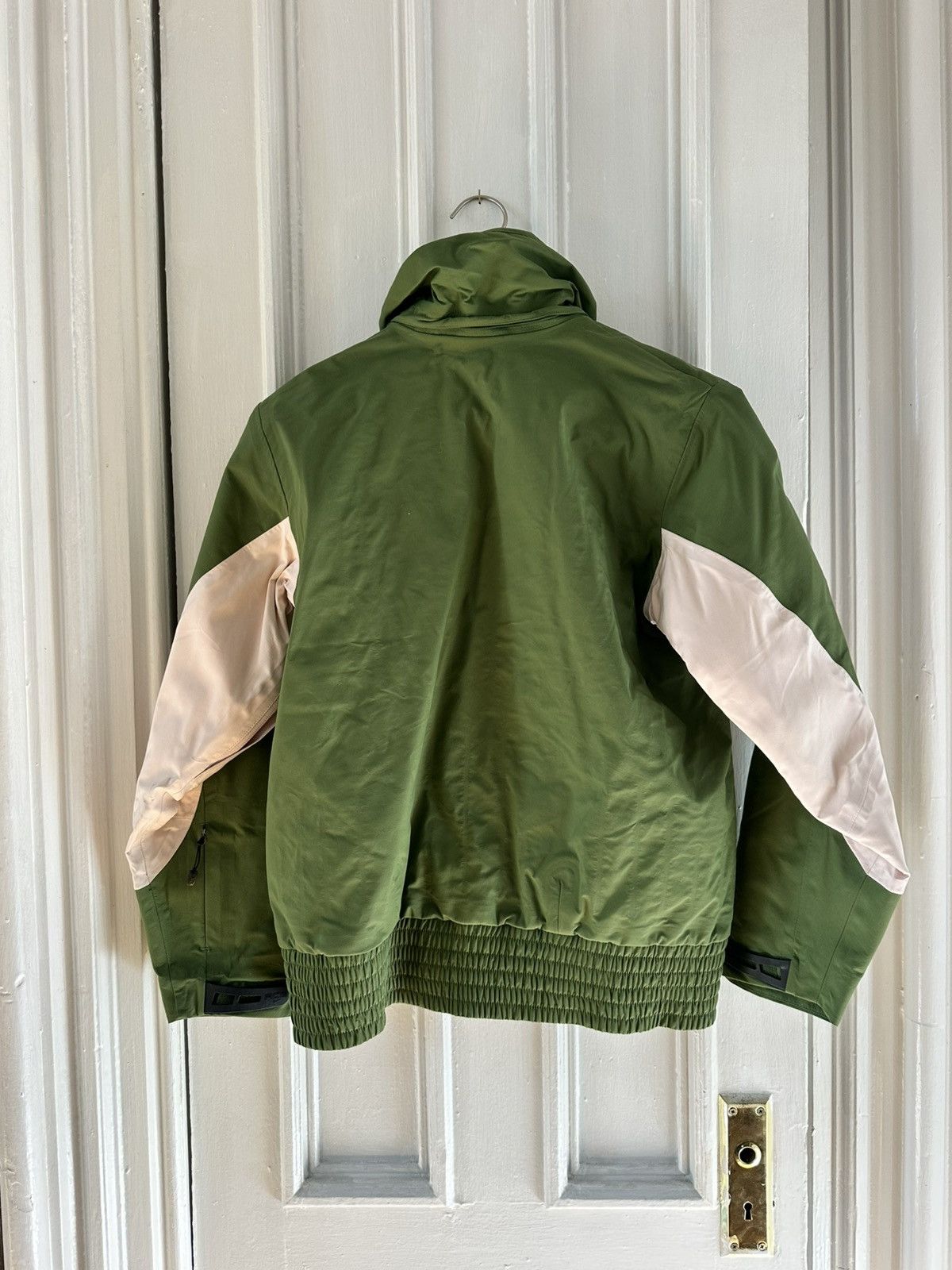 Nike ACG Rare 2008 Nike ACG Inflatable Jacket Size US M / EU 48-50 / 2 - 4 Thumbnail