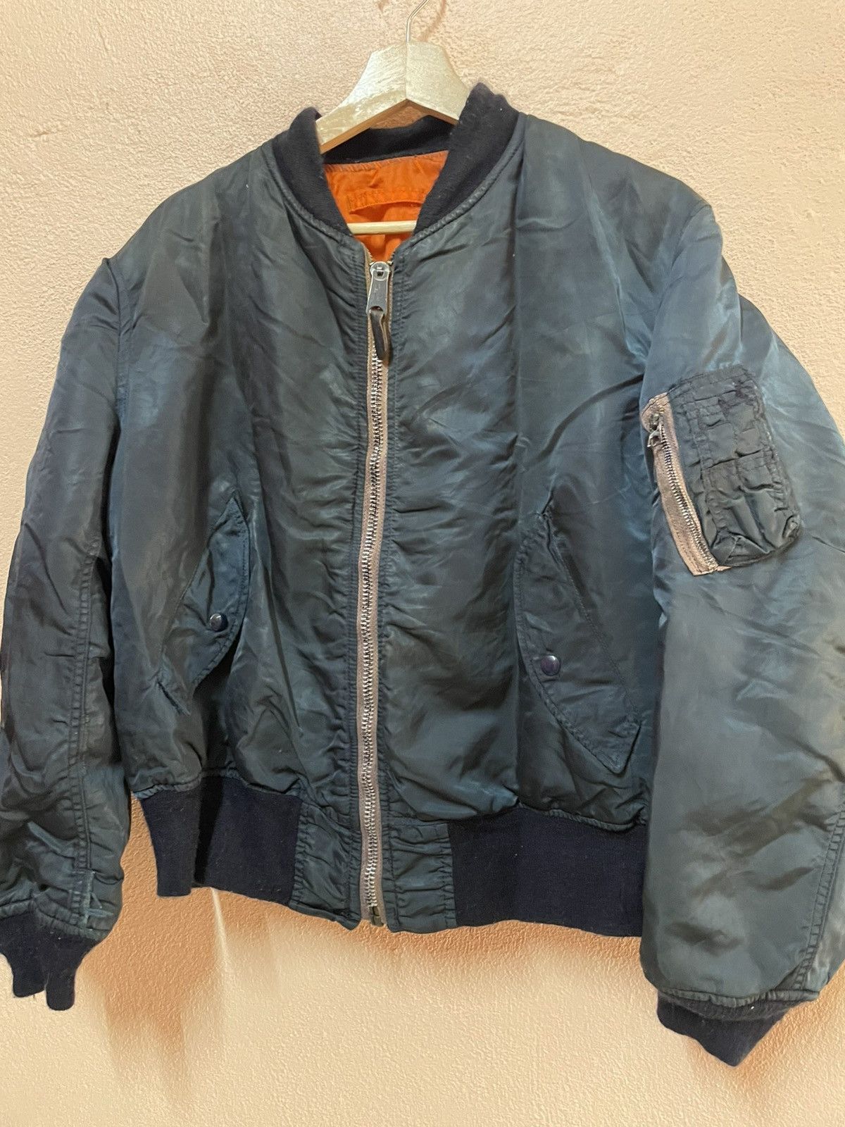 Alpha Industries Vintage Alpha Industries MA-1 Flight Bomber Jacket Military Size US M / EU 48-50 / 2 - 3 Thumbnail