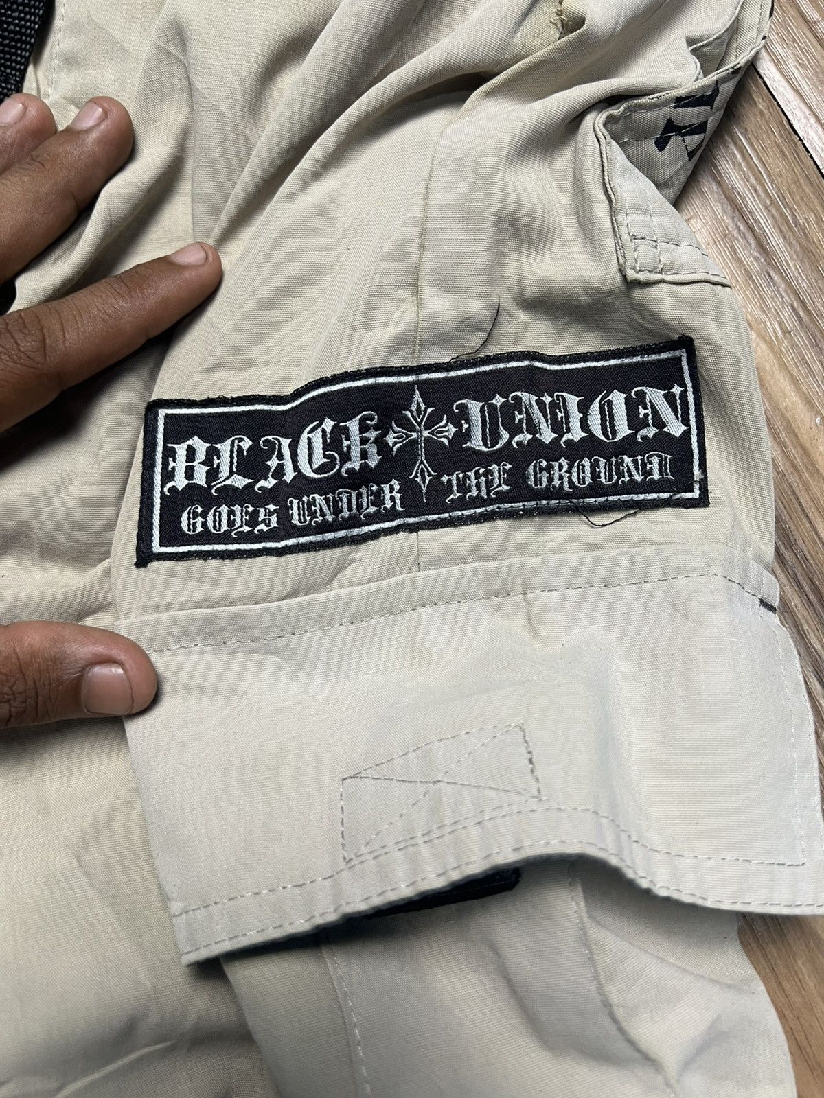 If Six Was Nine Khaki Baggy Cargo Pants with Gothic Print & Skull Patch (40) Size US 27 - 6 Thumbnail