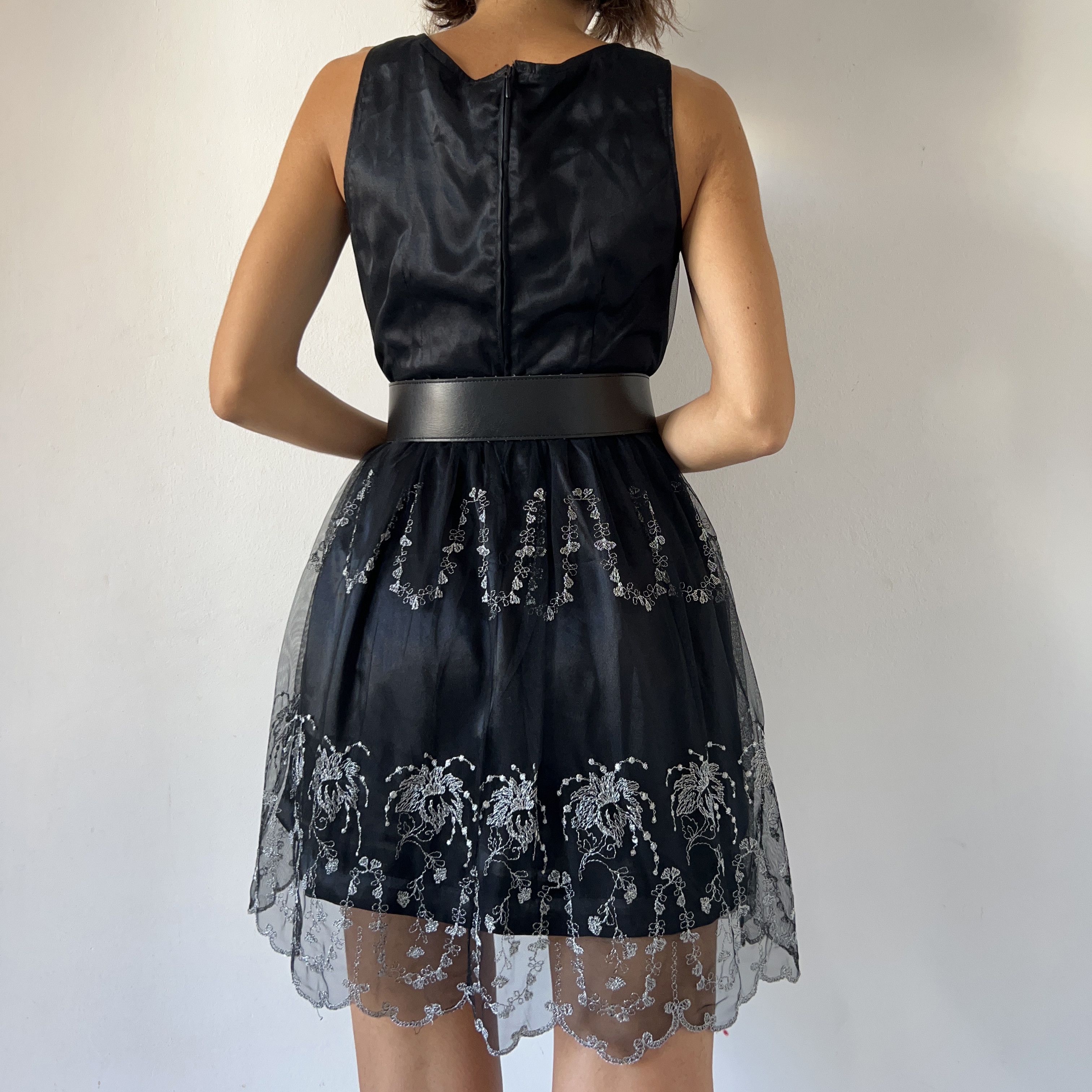 Vintage Vintage Black Tulle Tank Dress Size L / US 10 / IT 46 - 2 Thumbnail
