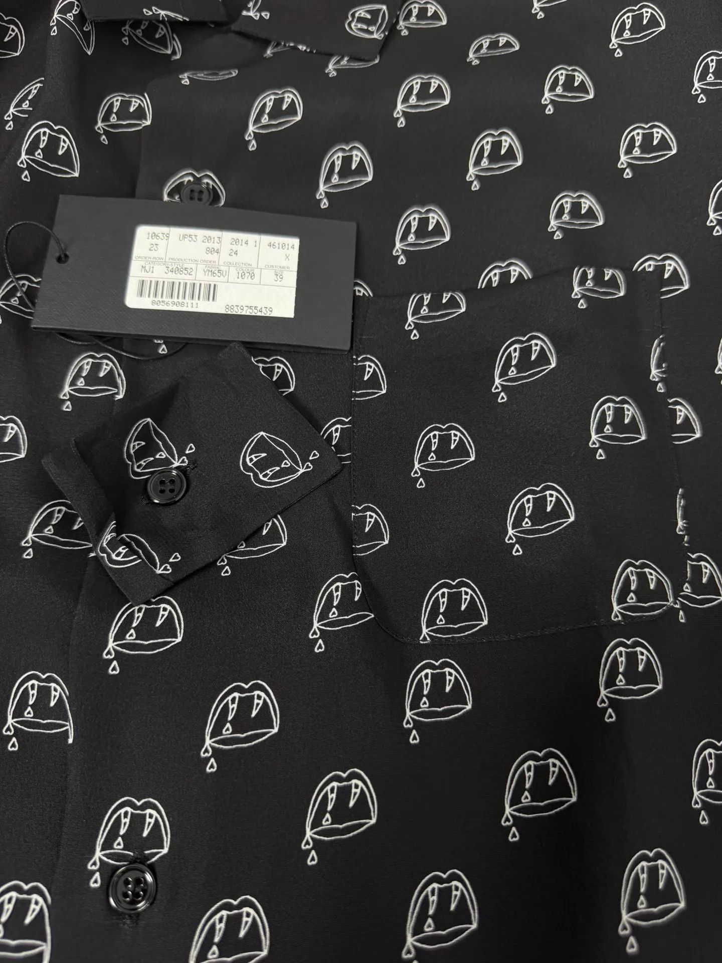 Saint Laurent Paris Saint Laurent SLP14ss Black Silk Vampire Fang Shirt Size US M / EU 48-50 / 2 - 3 Thumbnail