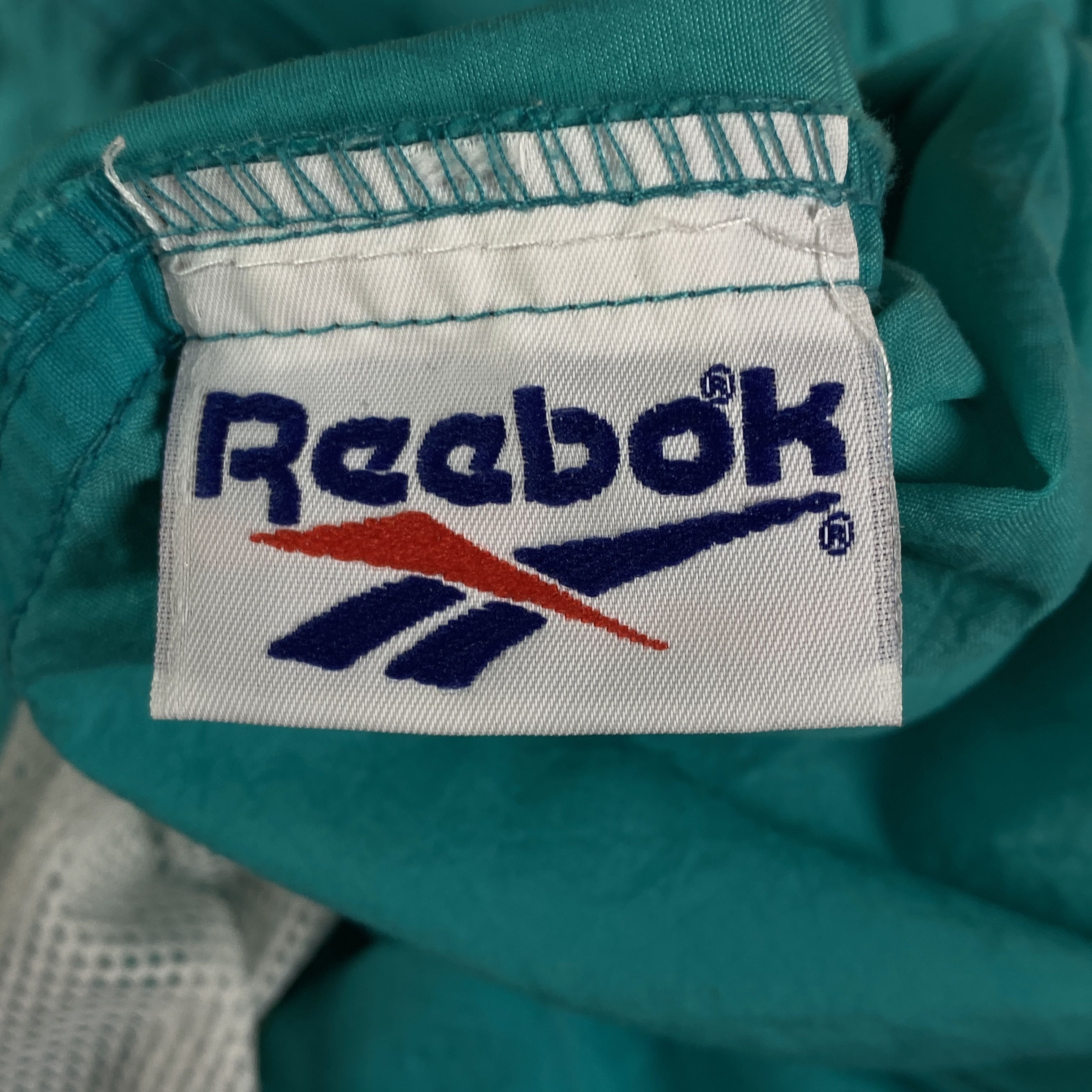 Reebok × Vintage Mens Shorts Reebok Vintage Size L Nylon Size US 34 / EU 50 - 6 Thumbnail