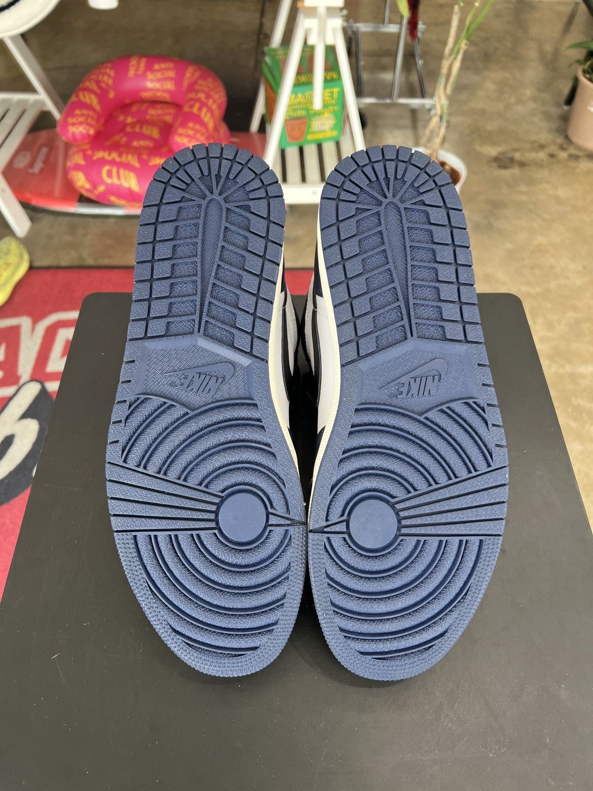 Jordan Brand Air Jordan 1 Midnight Navy Sz. 12.5 (2024) Size US 12.5 / EU 45-46 - 8 Thumbnail