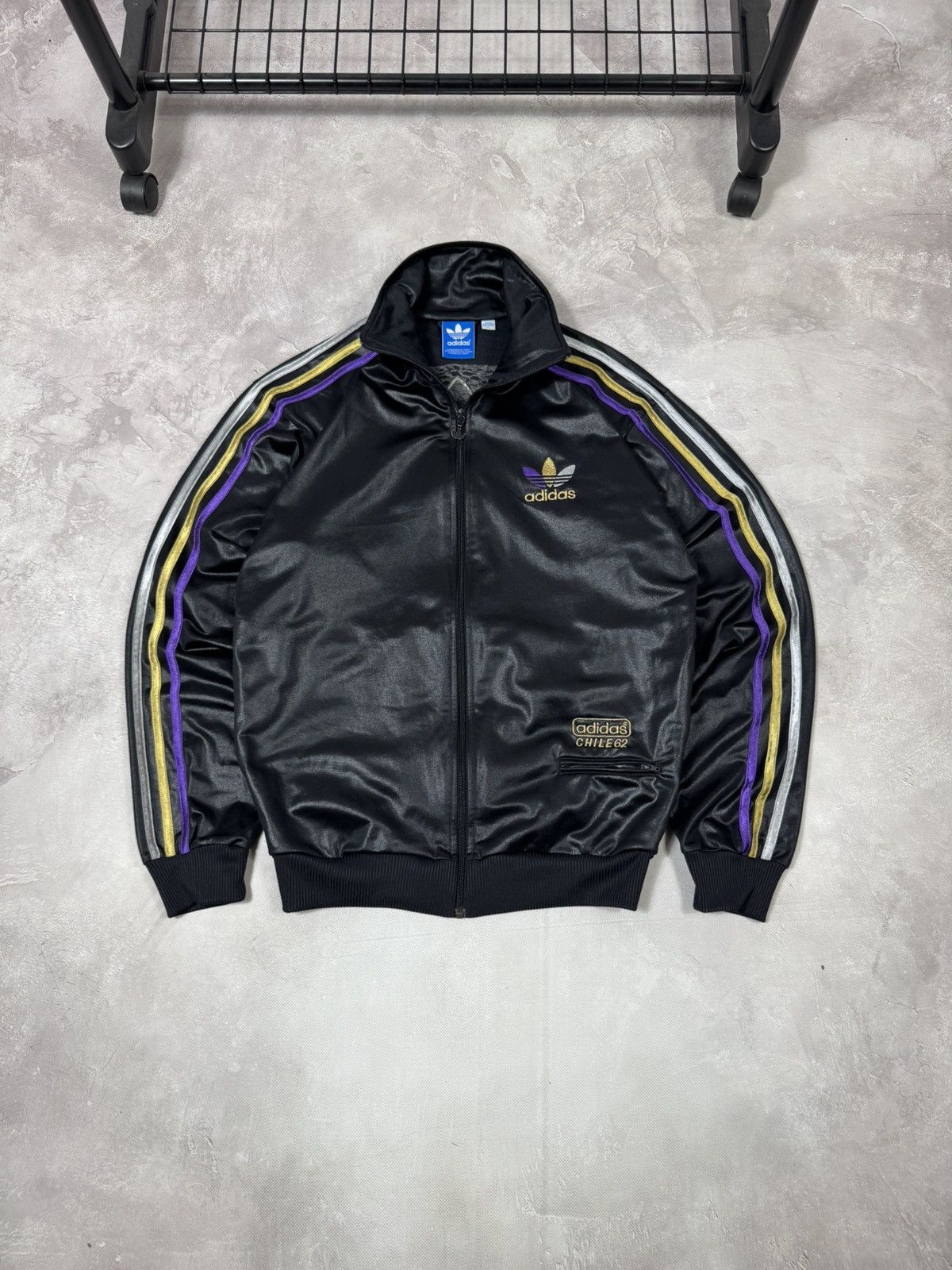 adidas スタジャン M 刺繍ビッグロゴ CHILE62 90s Y2K 黒 2025年最新】CHILE62 ADIDASの人気アイテム - メルカリ