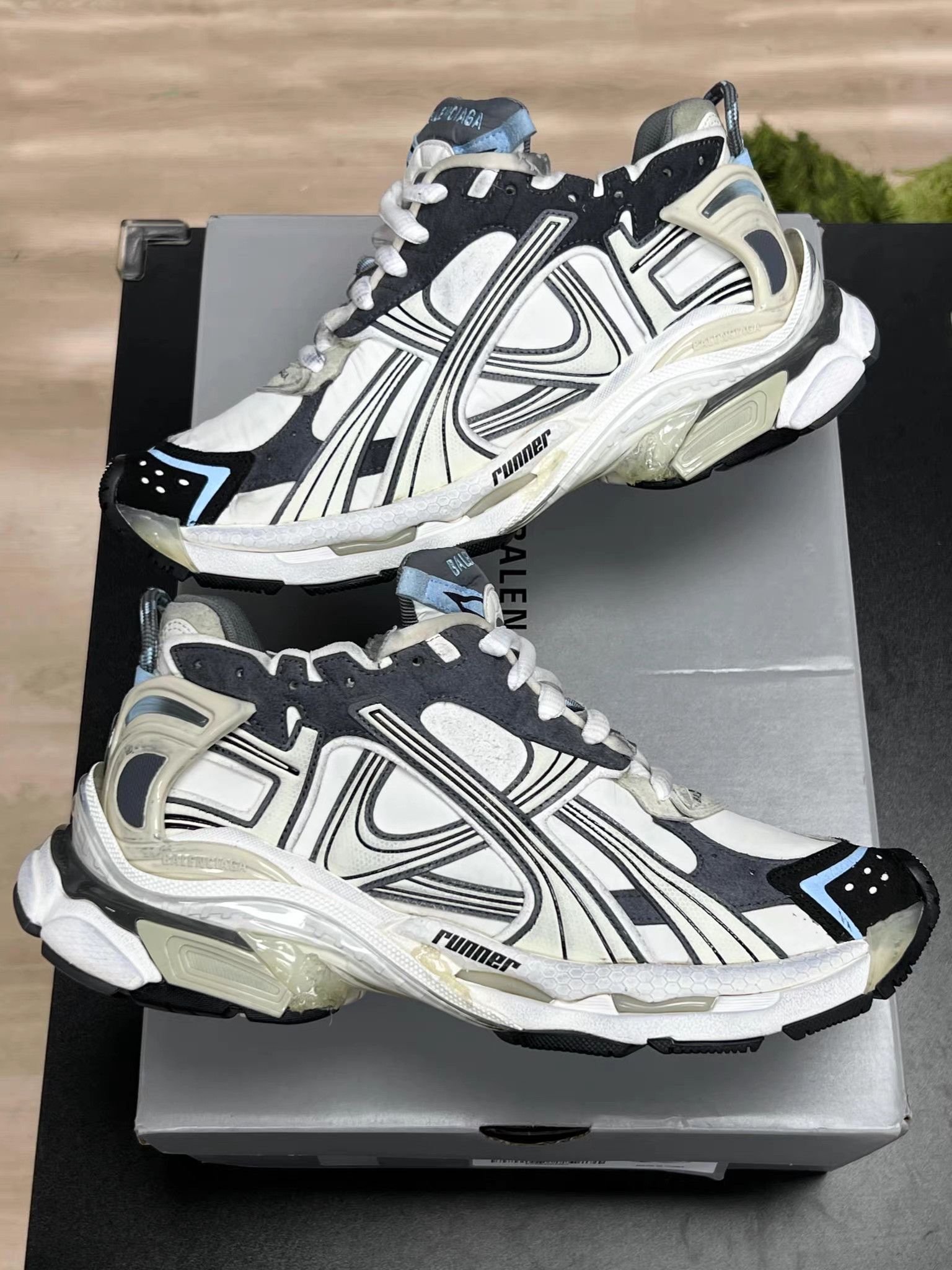Balenciaga Balenciaga Runner Sneakers K15 Size US 8 / EU 41 - 5 Thumbnail
