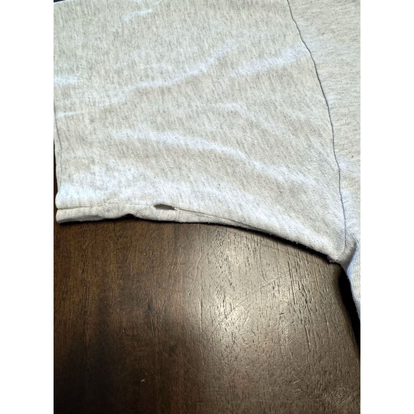 Vintage VINTAGE Unbranded T-Shirt Boston Garden Bruins Celtics Three Chairs Stitch 90s Mens Large Gray Short Sleeve Graphic Print Size US L / EU 52-54 / 3 - 5 Thumbnail