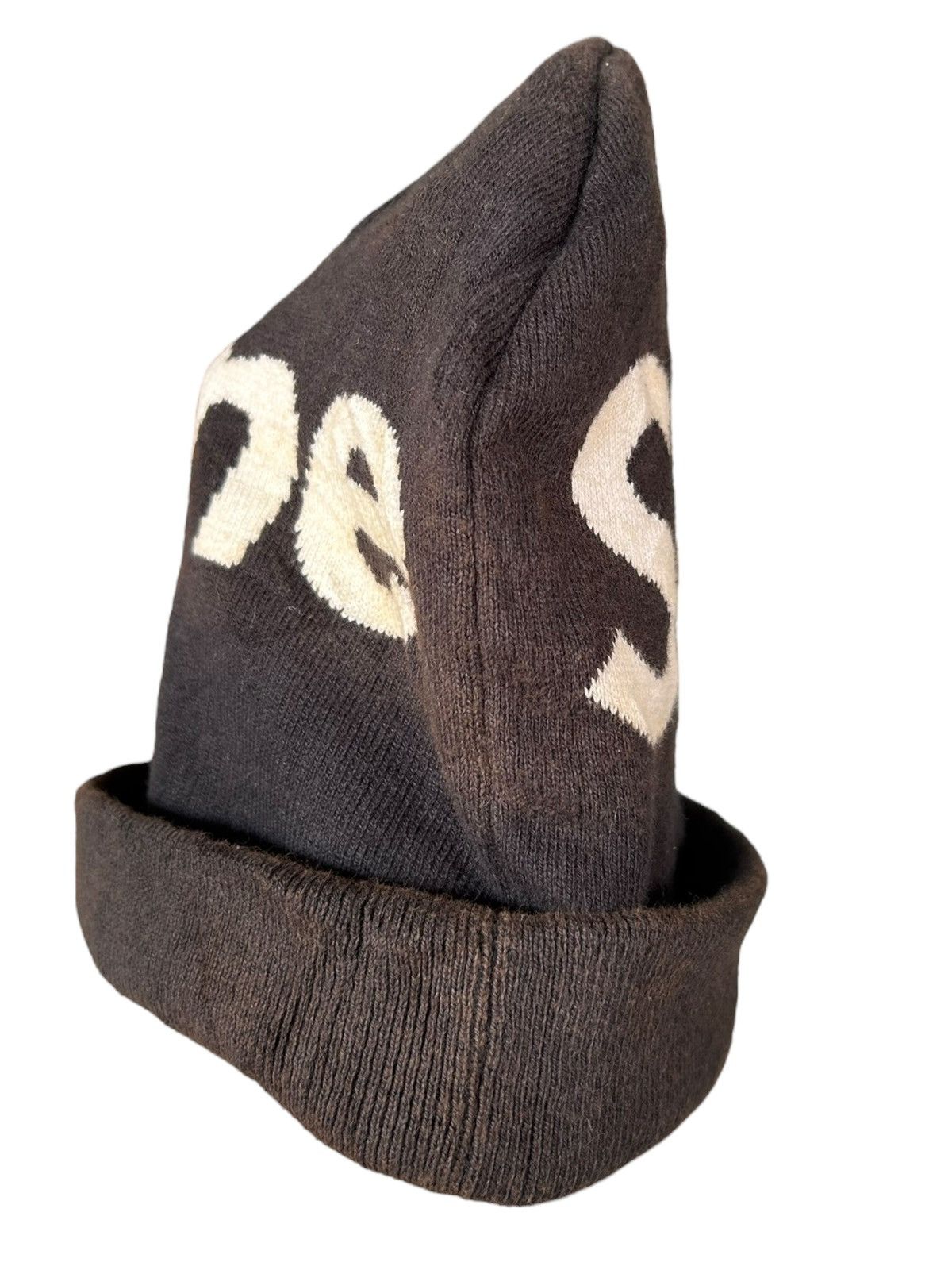Supreme Supreme Big Logo Sunfaded Dirty Beanie Hats Size ONE SIZE - 8 Thumbnail