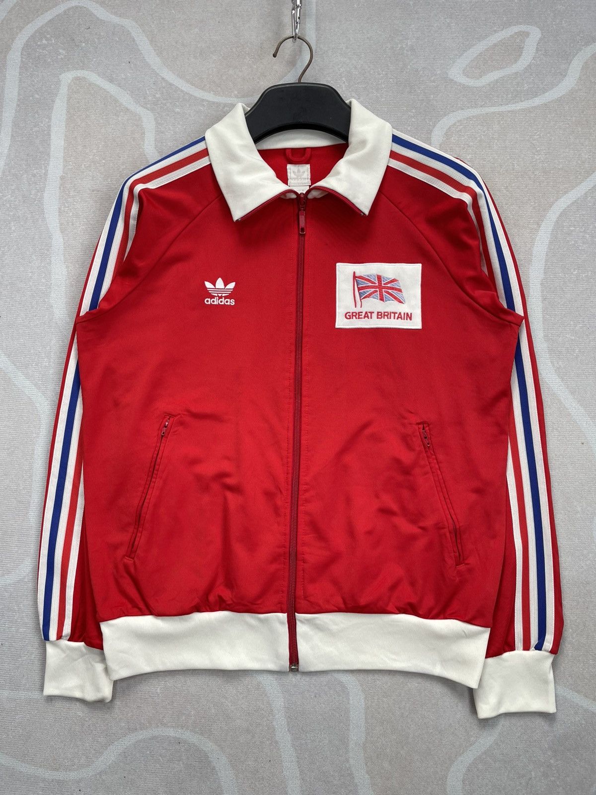 Adidas VINTAGE ADIDAS GREAT BRITAIN TRACKTOP Size US L / EU 52-54 / 3 - 1 Thumbnail
