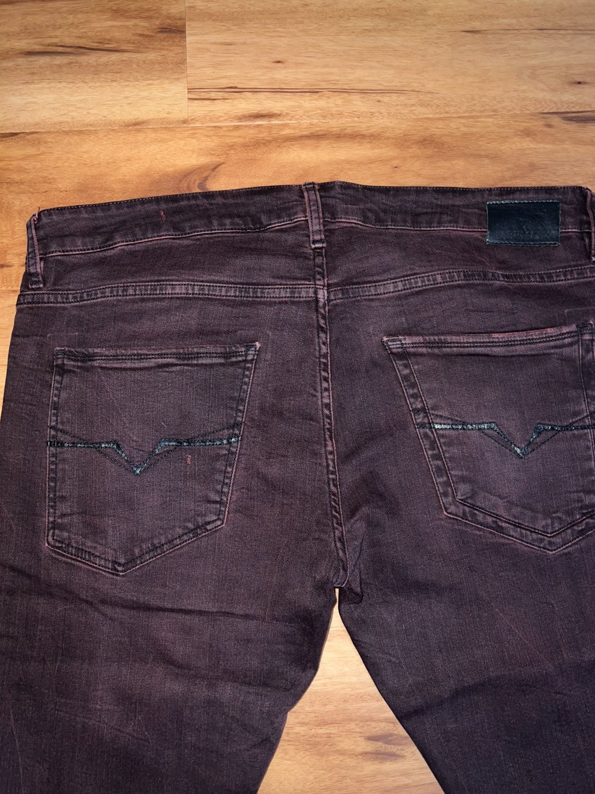 Guess Guess “Maroon-Dyed” Skinny Jeans Size US 36 / EU 52 - 9 Thumbnail