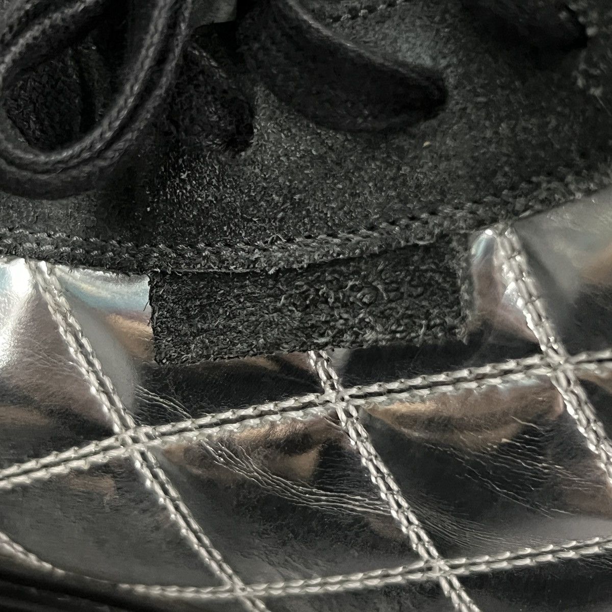 Marc Jacobs Marc Jacobs Metallic Suede High-Top Sneakers Size US 7 / EU 40 - 25 Thumbnail