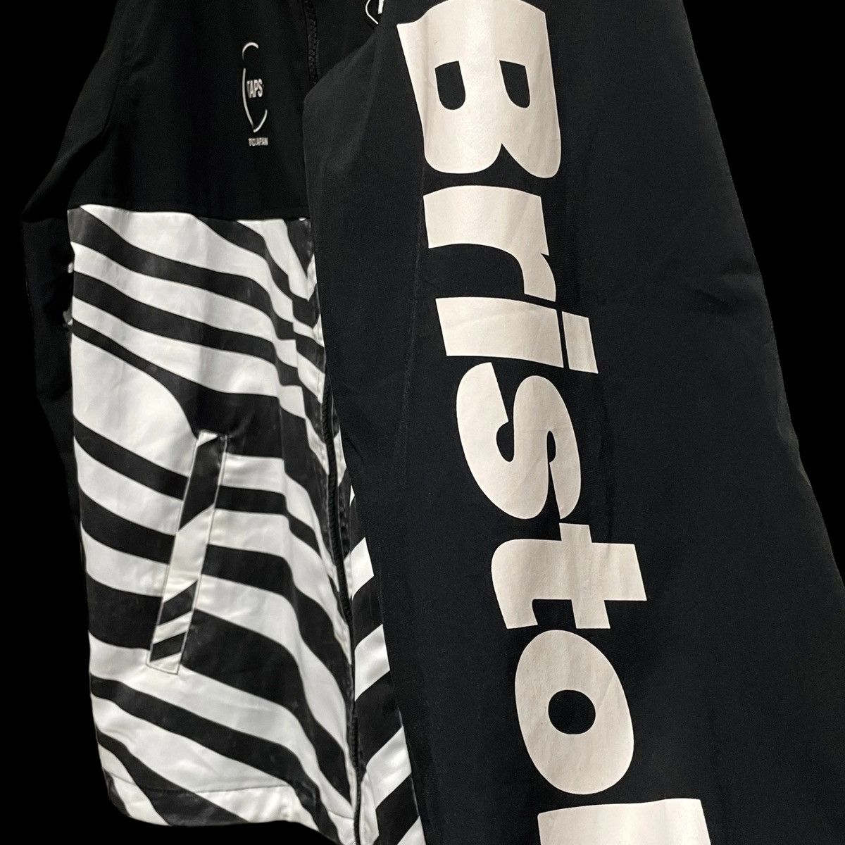 F.C. Real Bristol × Fragment Design × Wtaps FC Bristol x Wtaps - Zebra Print - Parka Jacket Size US XL / EU 56 / 4 - 5 Thumbnail