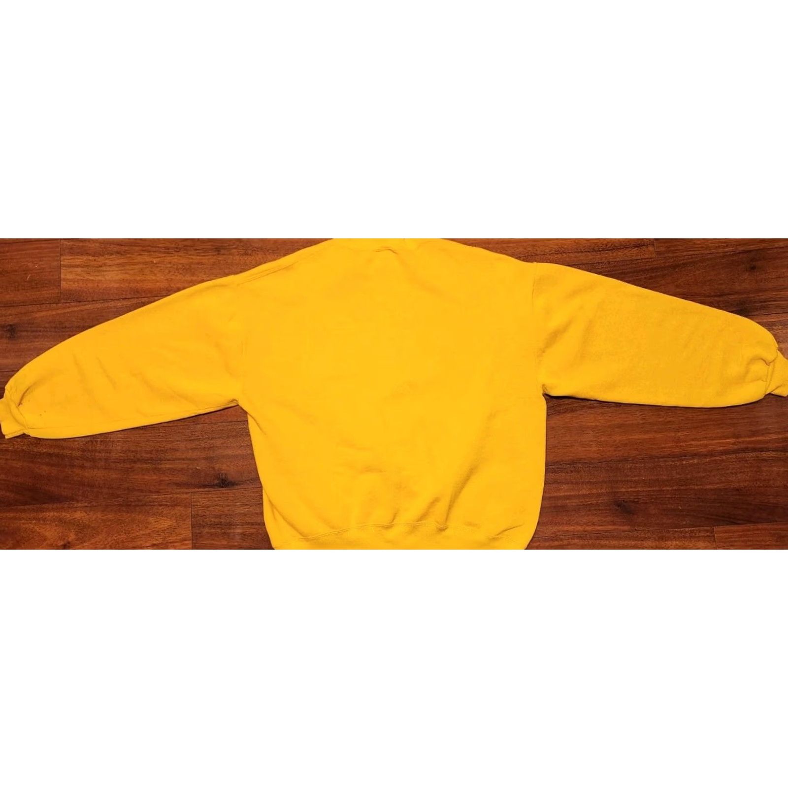 Russell Athletic RUSSELL ATHLETIC Sweatshirt XL Yellow Crewneck Vintage USA MADE Blank Mens Regular Size XL Sweatshirt Yellow Size US XL / EU 56 / 4 - 7 Thumbnail
