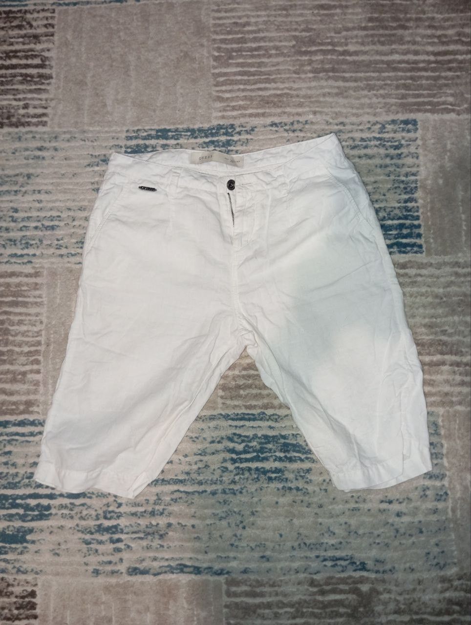 Guess Guess Los Angeles 1981 White Archive Shorts. Size US 29 - 1 Thumbnail