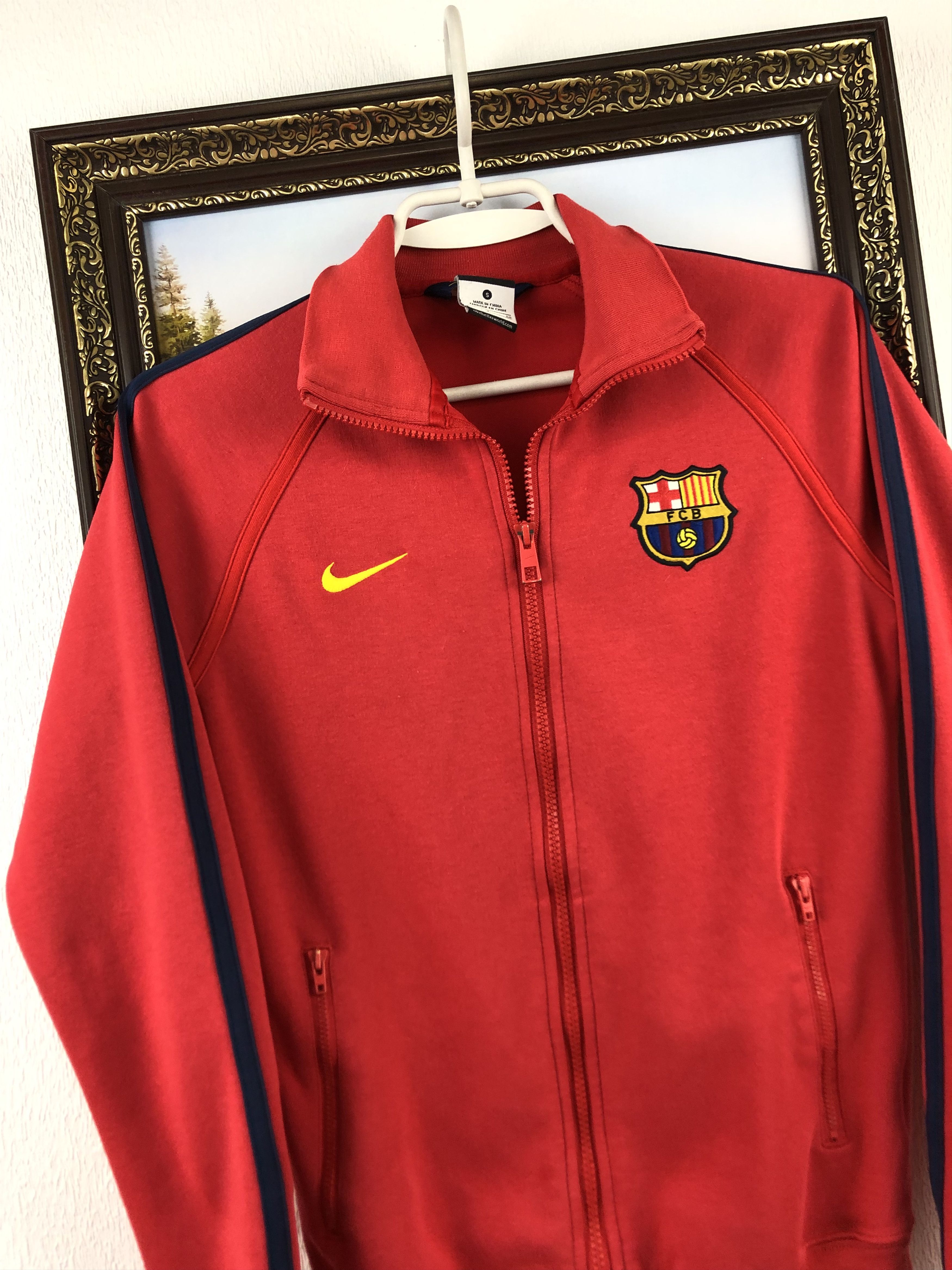 Nike Nike Barcelona Football Jacket Track Top Woman Rare Red Hype Size S / US 4 / IT 40 - 3 Thumbnail