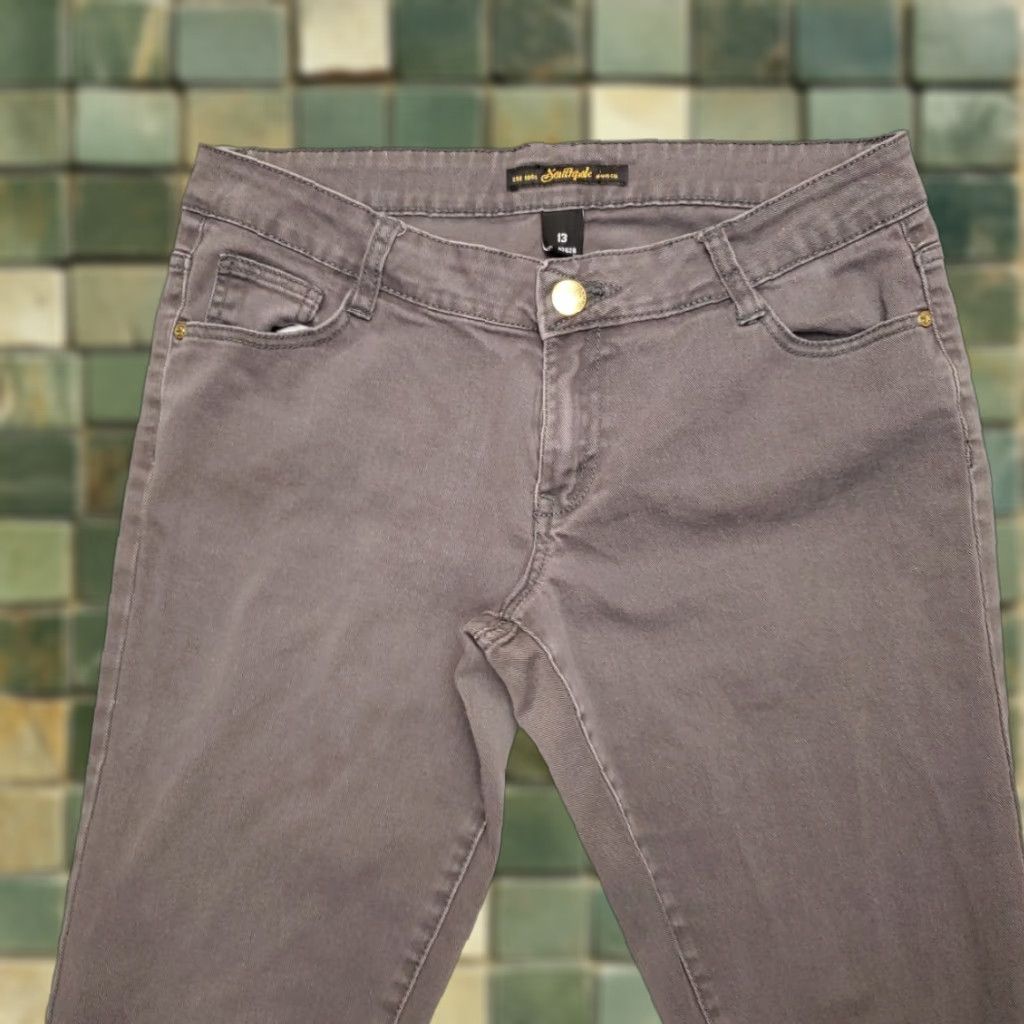 Southpole VINTAGE Southpole Jeans Womens 13 Gray Embroidered Pockets Casual Denim Pants Jeans (5-Pocket) Womens Size 34" / US 12 / IT 48 - 1 Thumbnail