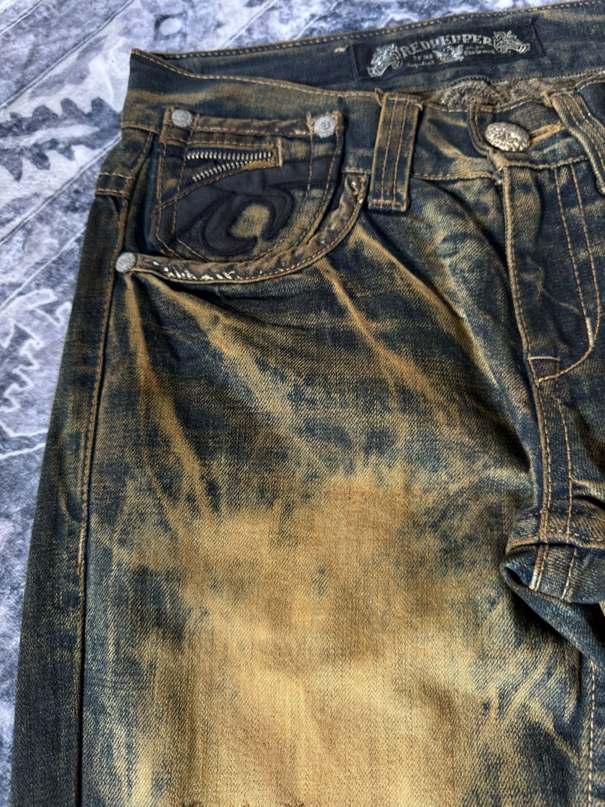 If Six Was Nine Red Pepper Shadow Mud Wash Embroidered Wings Jeans Size US 29 - 12 Thumbnail