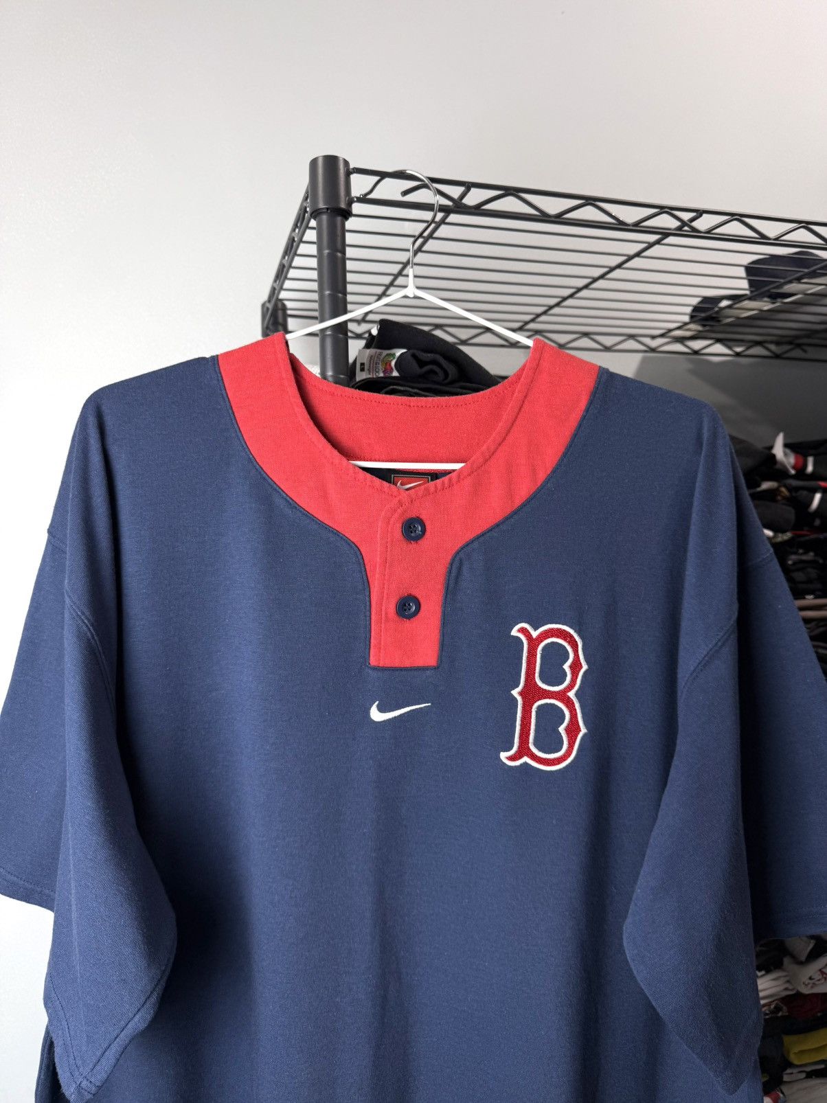 Nike 1990’s Nike Boston Vintage T Shirt Center Logo Red Sox Size US L / EU 52-54 / 3 - 2 Thumbnail