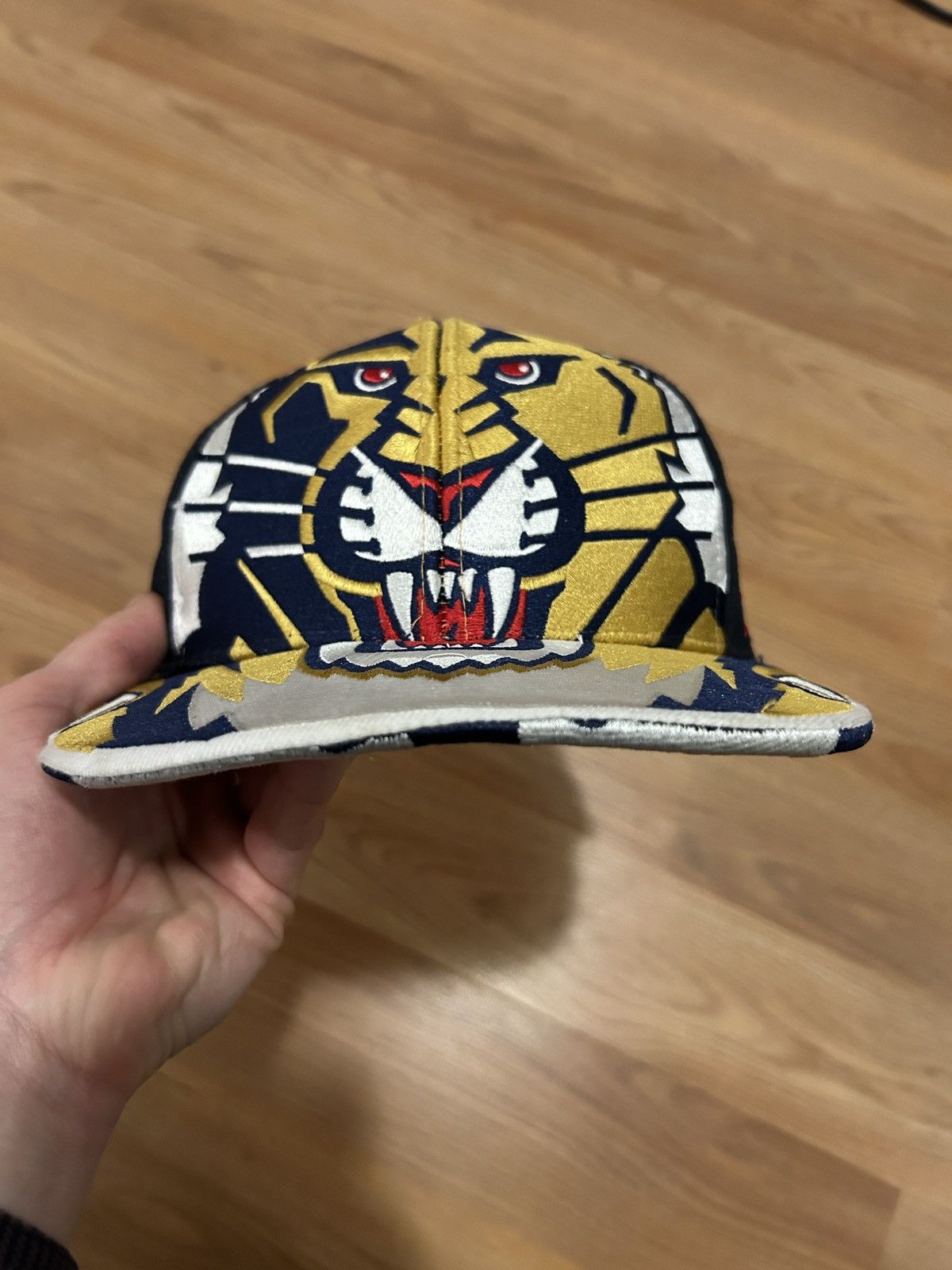 Zephyr Crazy rare embroidered Florida Panthers snap back Size ONE SIZE - 4 Thumbnail