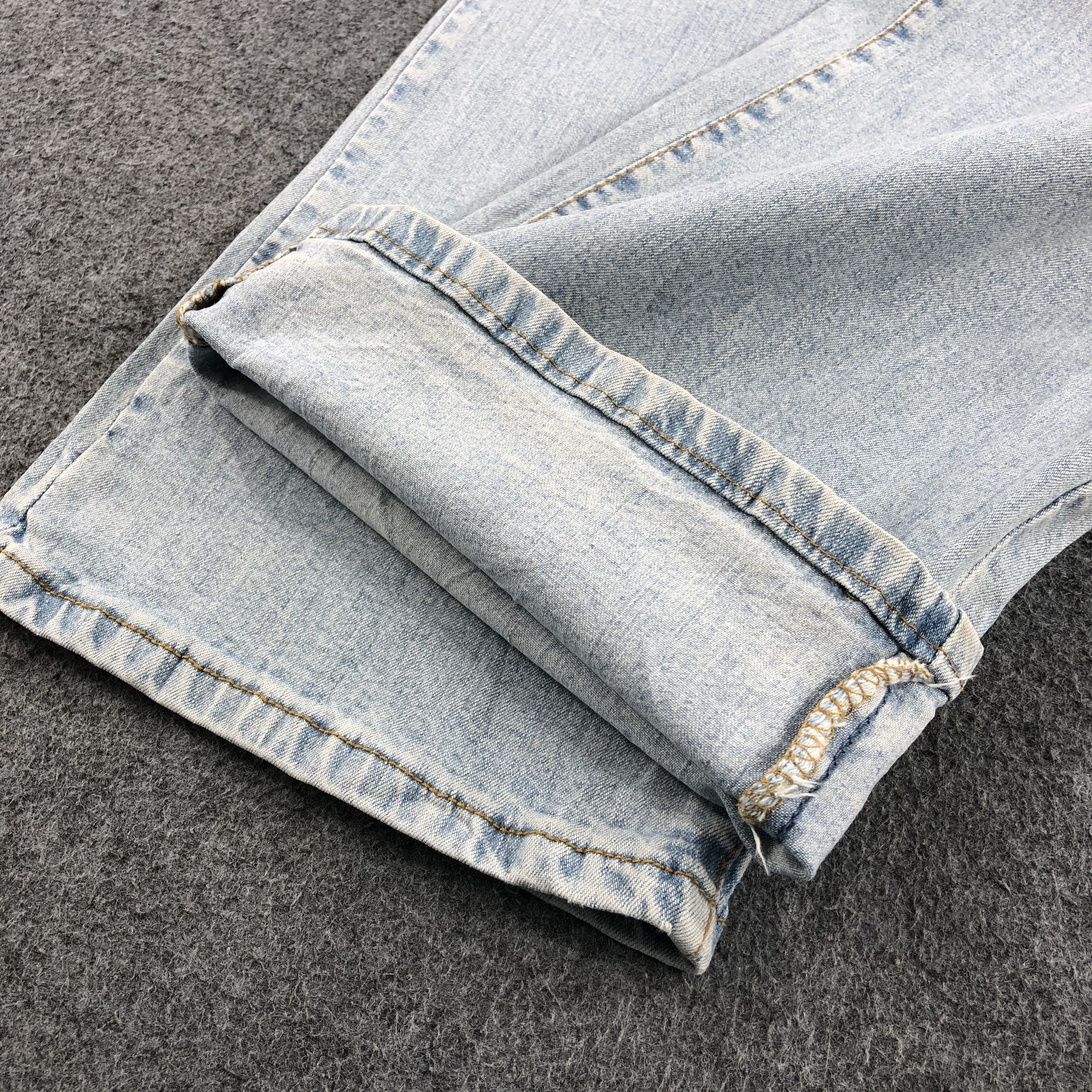 Levi's × Vintage Vintage Light Wash Levis 550 Jeans-JM1229 Size US 34 / EU 50 - 7 Thumbnail
