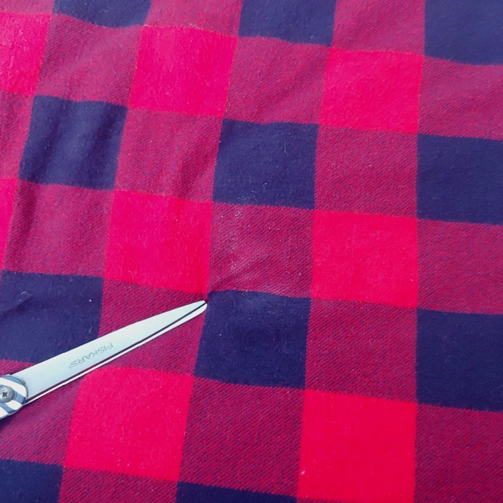 Vintage VINTAGE Woodland Vest Men L Red Buffalo Plaid Flannel Insulated Lumberjack Size US L / EU 52-54 / 3 - 7 Thumbnail