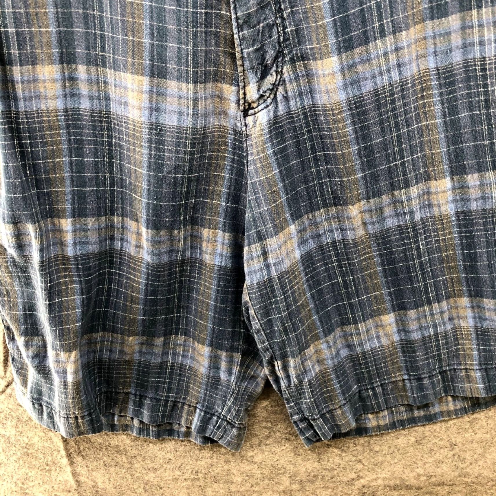 Tommy Bahama Tommy Bahama Silk Linen Shorts Mens 34 Blue Plaid 10'' Inseam Summer Beach Hawaii Casual Travel Size US 34 / EU 50 - 4 Thumbnail