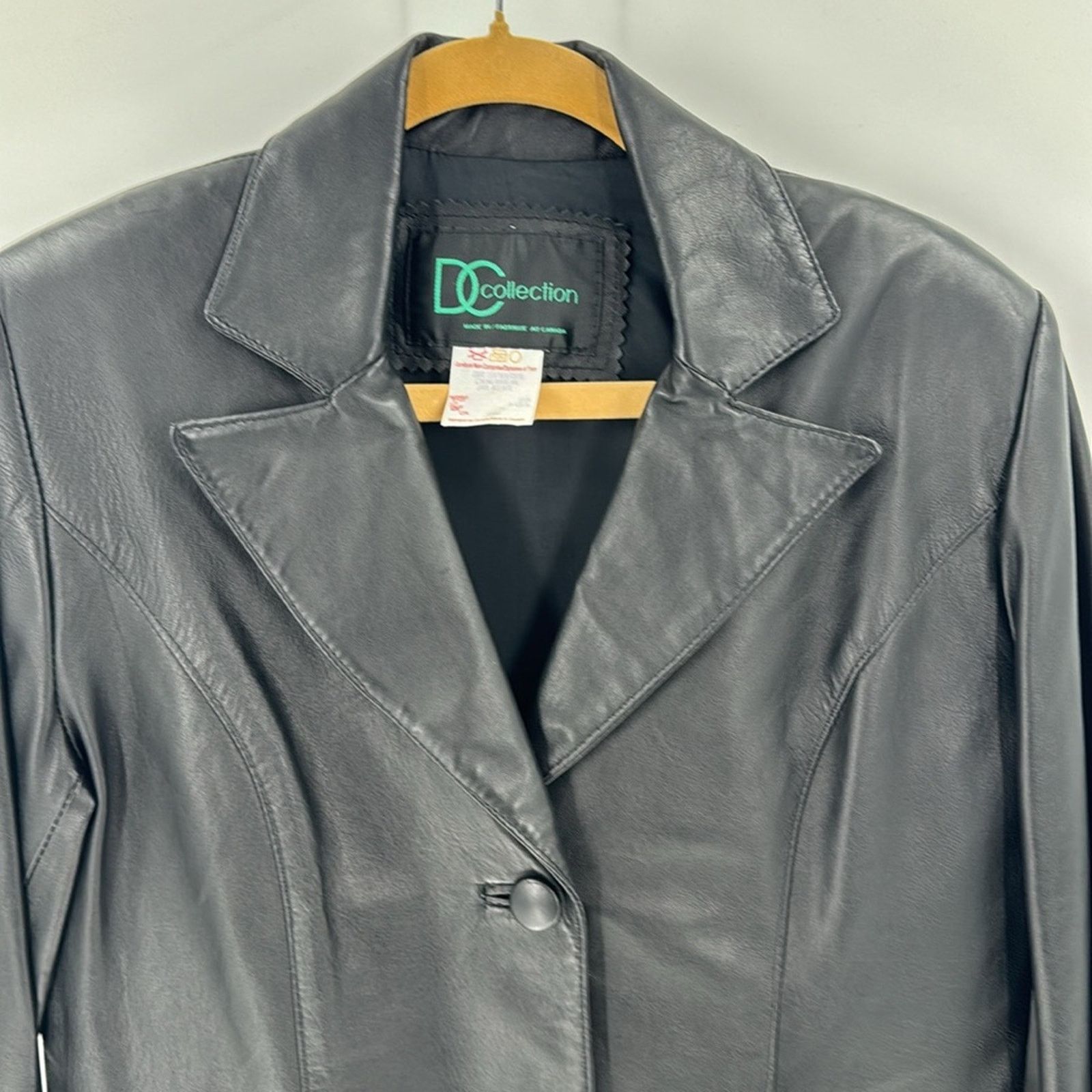 Vintage Vintage DC Collection black leather jacket unisex size M Size US M / EU 48-50 / 2 - 6 Thumbnail