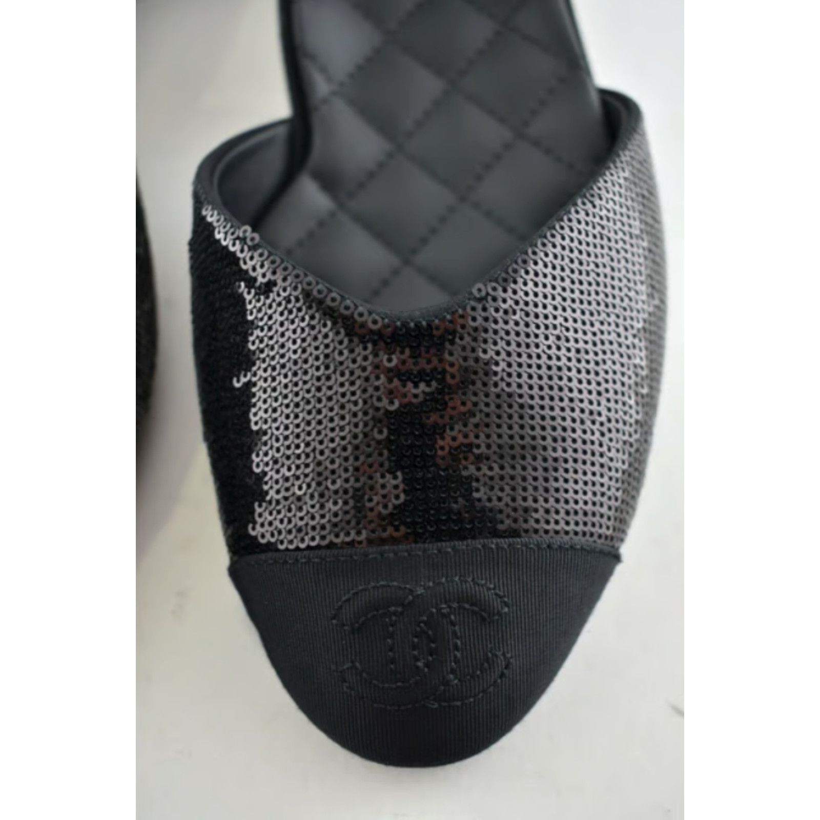 Chanel 20S Sequin Mary Jane Ankle Strap Ballet Ballerina Flat 38 Size US 8 / IT 38 - 6 Thumbnail