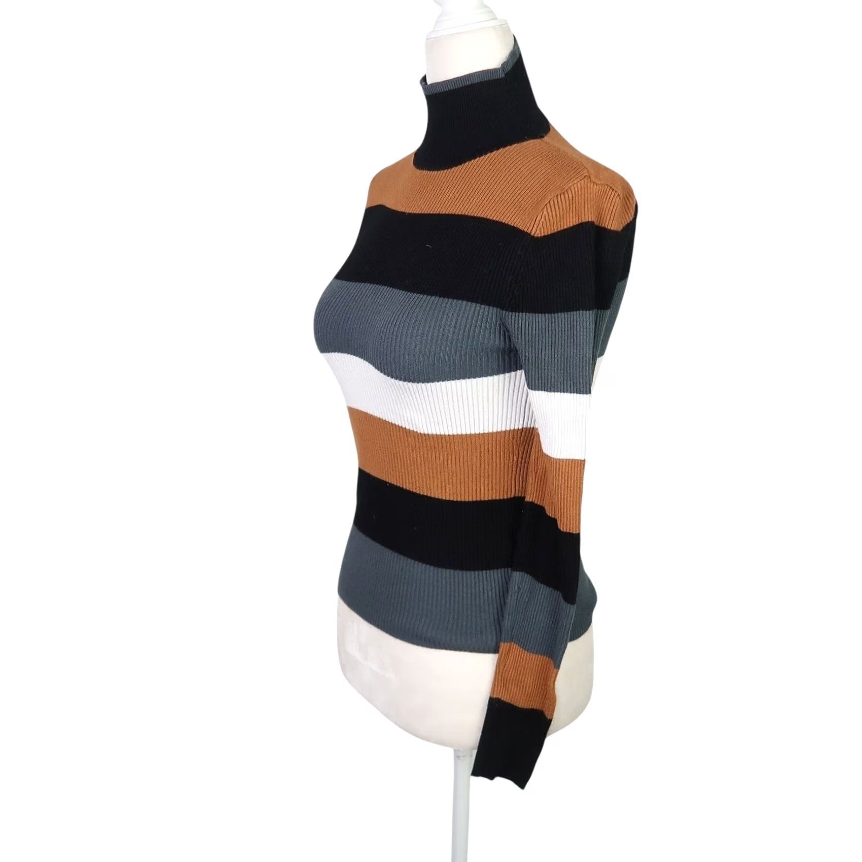 Zara VINTAGE Zara black tan grey white ribbed knit turtleneck sweater S Ladies Pullover Winter Casual Striped Long Sleeve Knit Size S / US 4 / IT 40 - 3 Thumbnail
