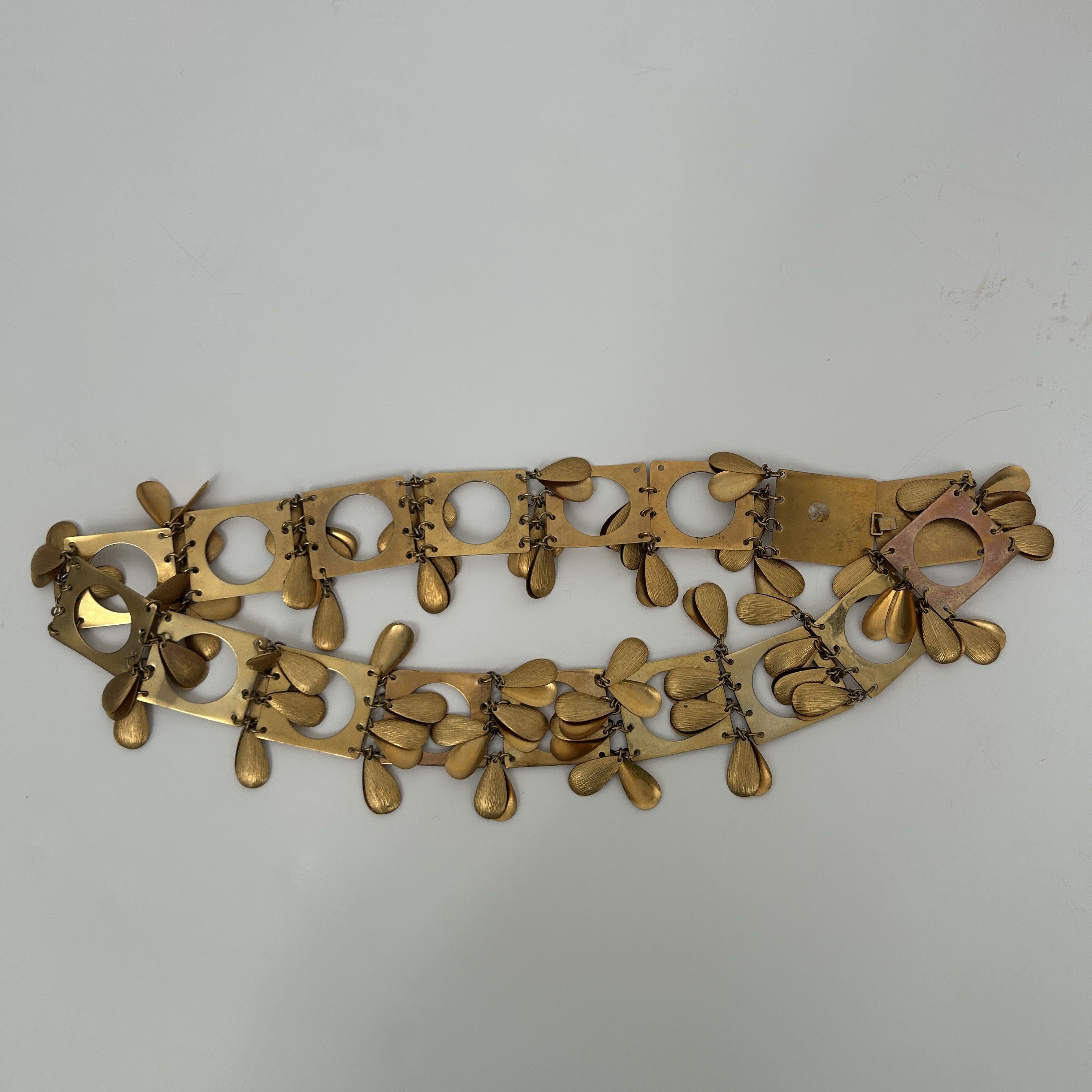 Vintage Vintage 1970s Gold Brutalist Leaf Belt Size ONE SIZE - 8 Thumbnail