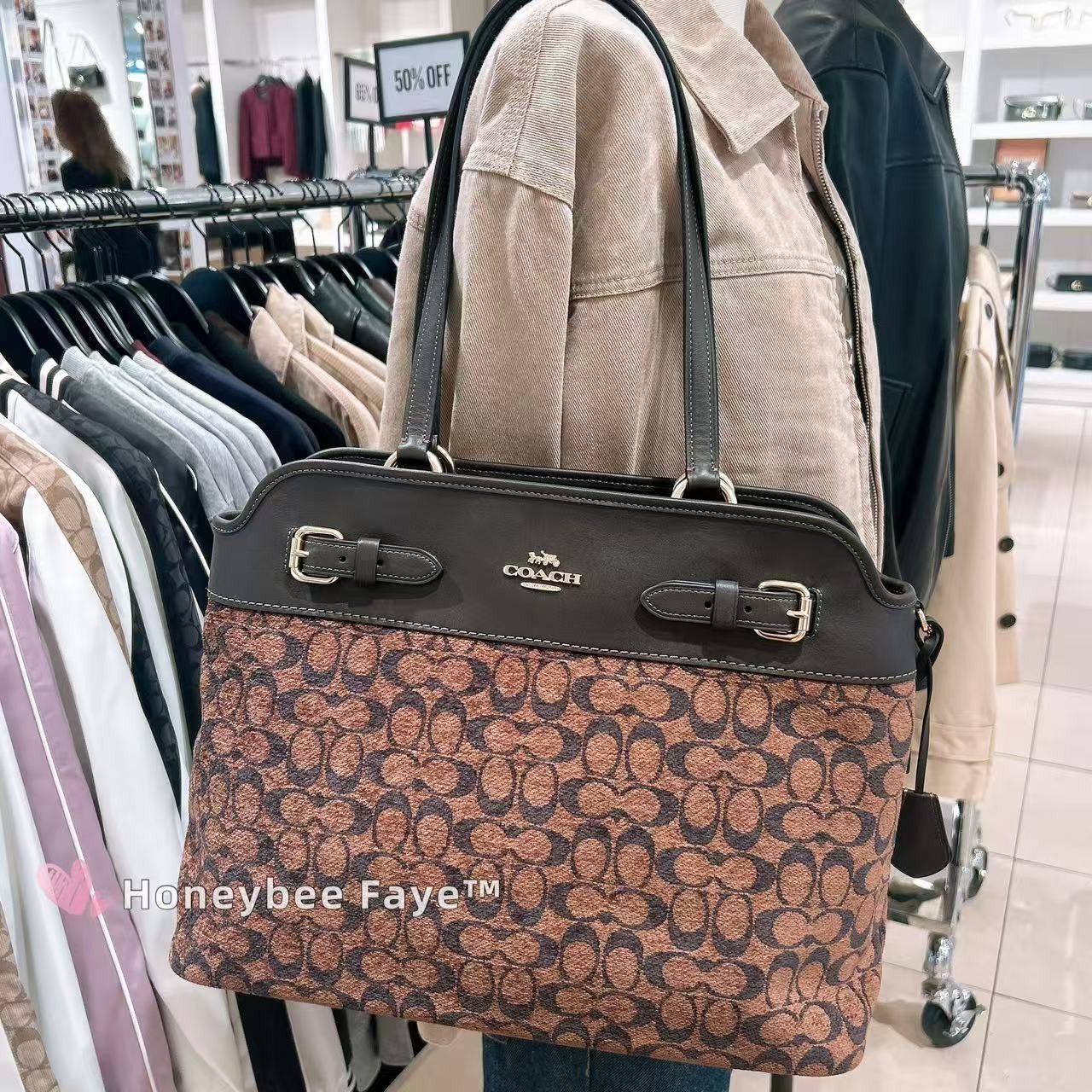 Coach Nwt Coach Easton Tote Bag In Signature Chenille CCZ08 Size ONE SIZE - 1 Thumbnail
