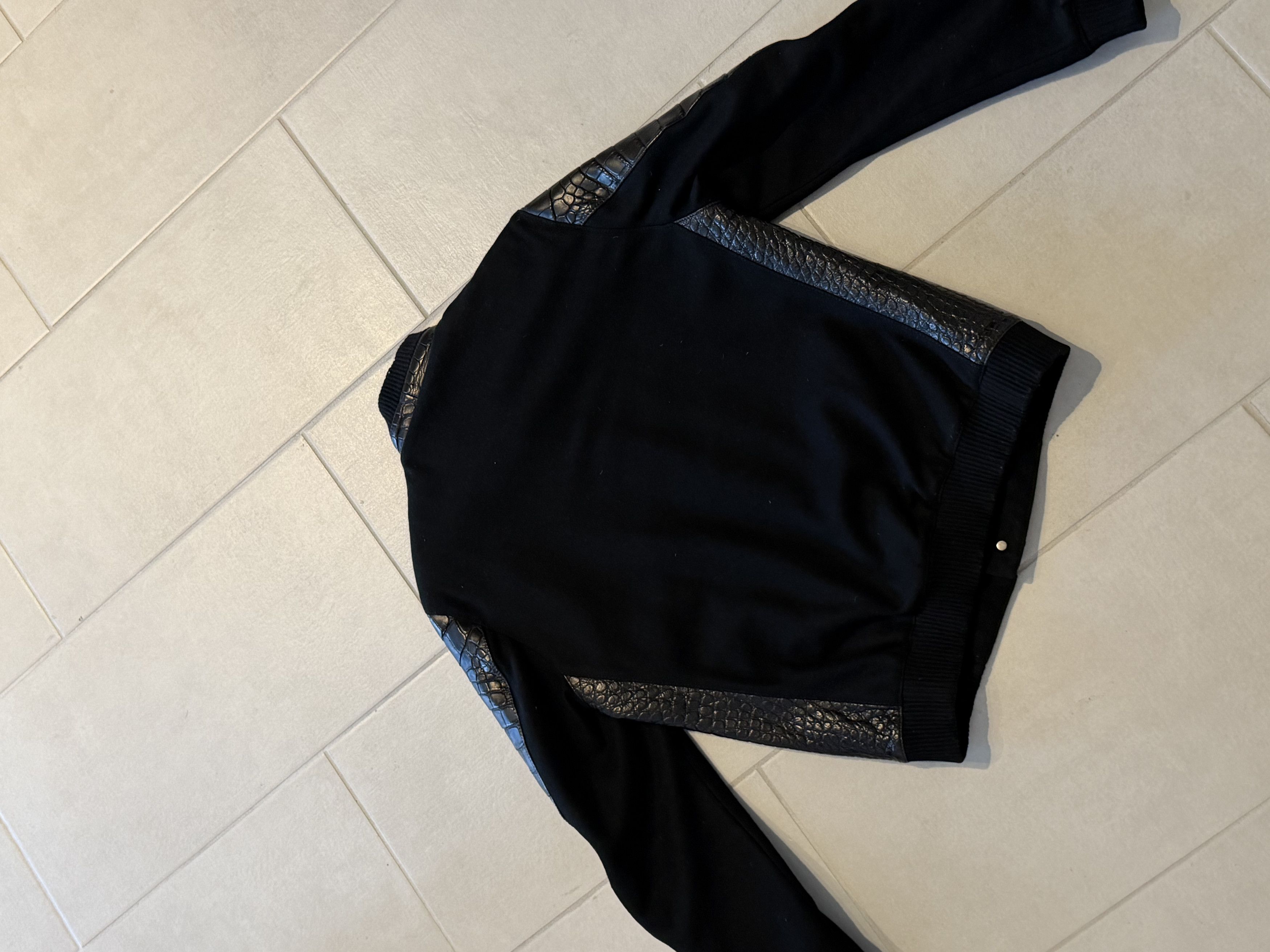 Calvin Klein CALVIN KLEIN COLLECTION RTW FALL 2012 LOOK 8 BOMBER Size US M / EU 48-50 / 2 - 6 Thumbnail
