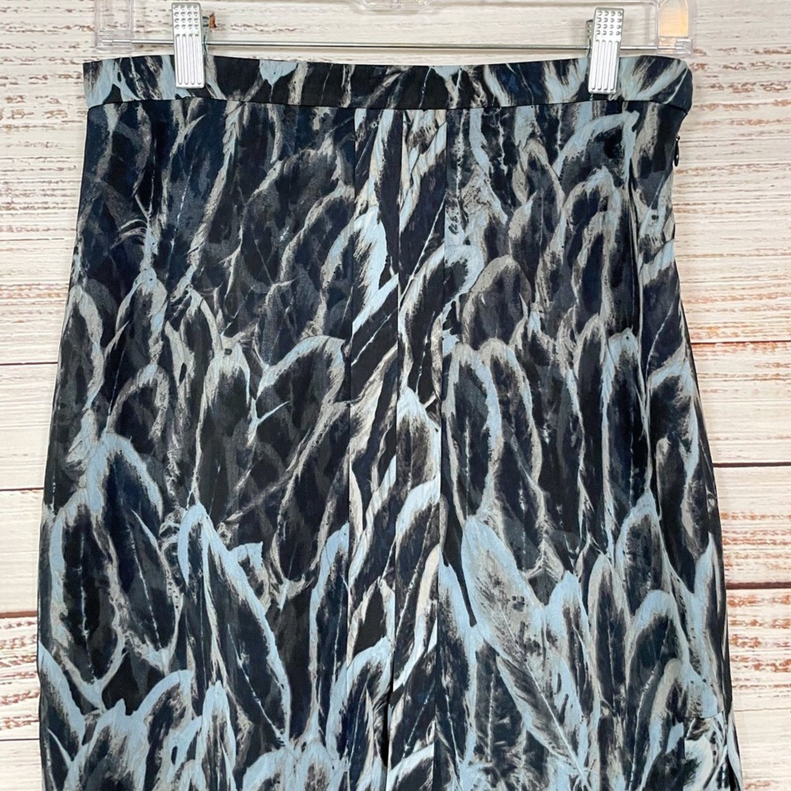Halston Heritage Halston Heritage Tiered Hem Skirt, NWT, Size 2, MSRP $275 Size 26" / US 2 / IT 38 - 11 Thumbnail