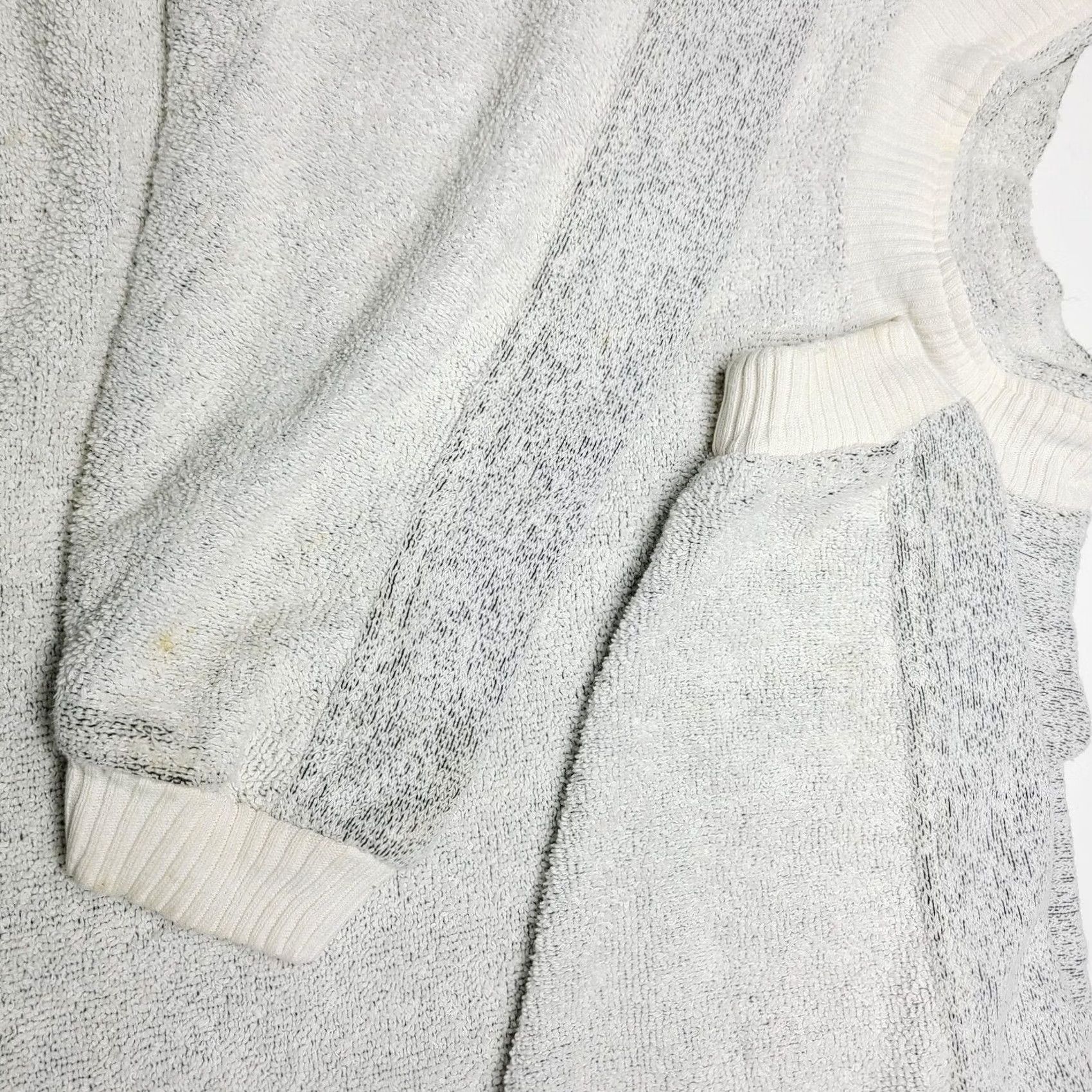 Sunray Sportswear VINTAGE Jarray Sportswear Sweatshirt Upper Michigan Spell Out Pullover USA Adults M Beige Regular Size USA Men Mens 90s Size US M / EU 48-50 / 2 - 6 Thumbnail