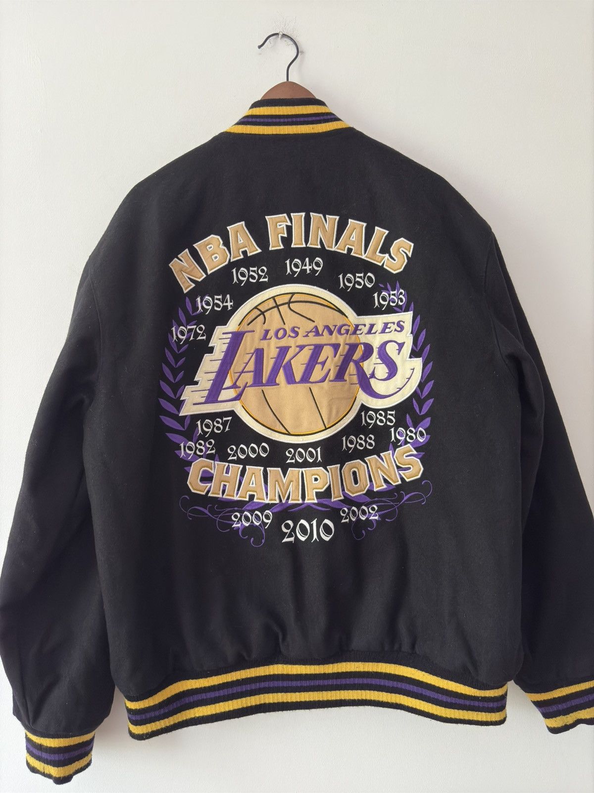 Jeff Hamilton × NBA Jeff Hamilton NBA Finals Los Angeles Lakers Champions Jacket Size US M / EU 48-50 / 2 - 2 Thumbnail