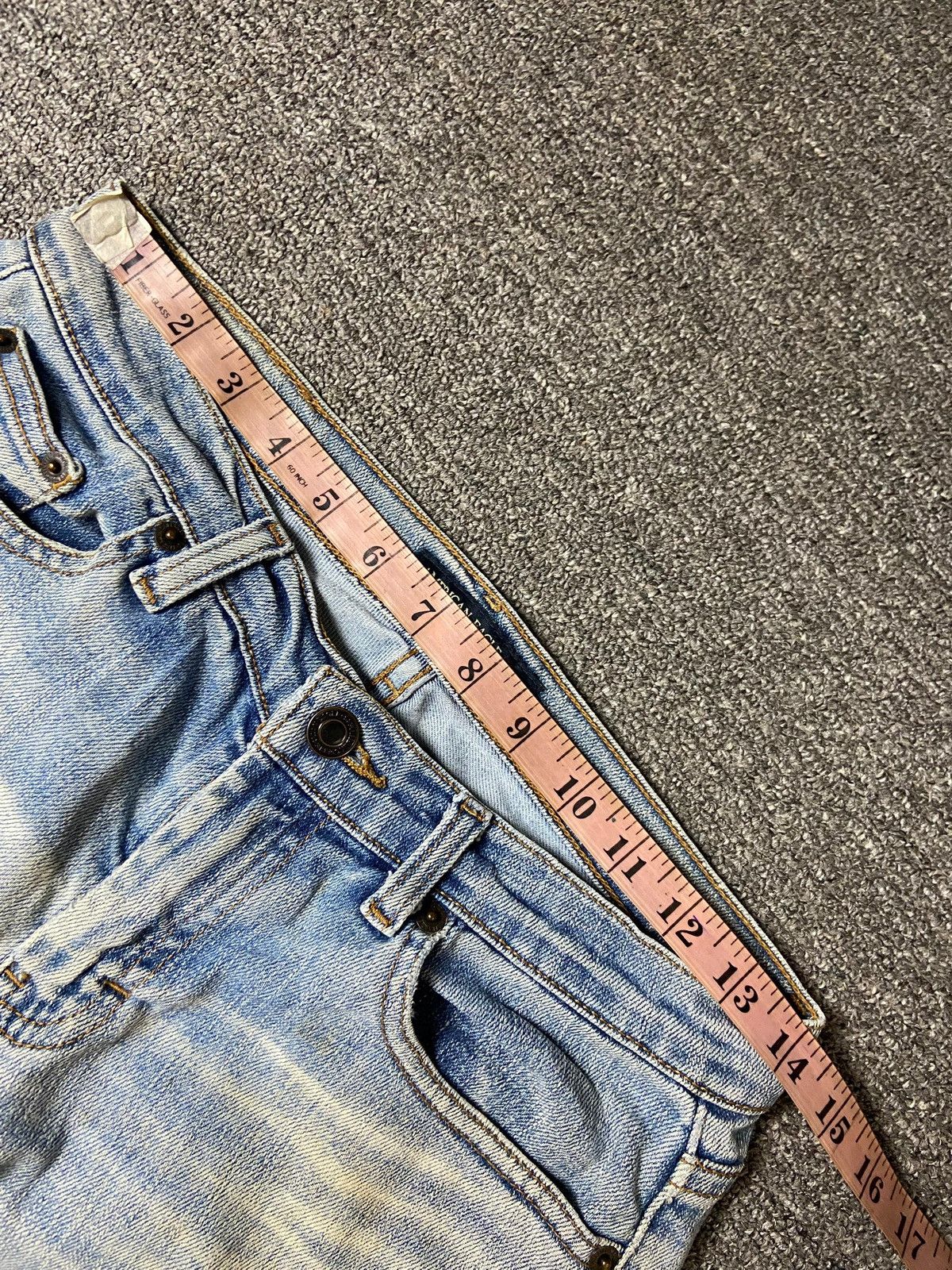 American Eagle Outfitters American Eagle Outfitters Flare Fit Jeans (143) Size 28" / US 6 / IT 42 - 7 Thumbnail