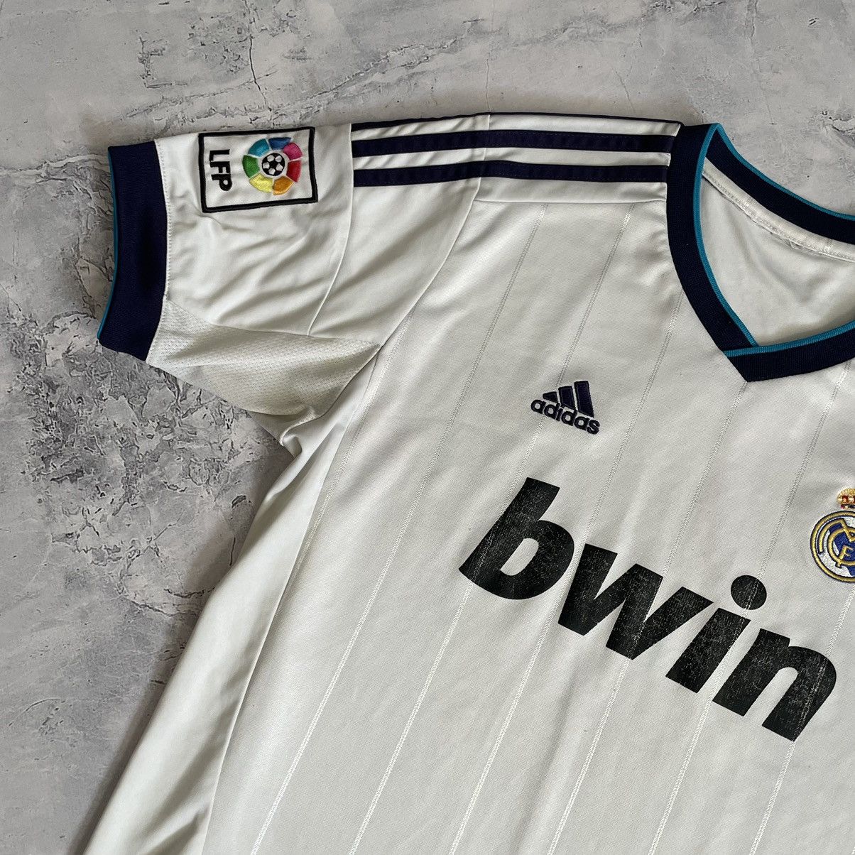 Adidas Adidas Real Madrid 2012 Soccer Jersey Size US M / EU 48-50 / 2 - 4 Thumbnail
