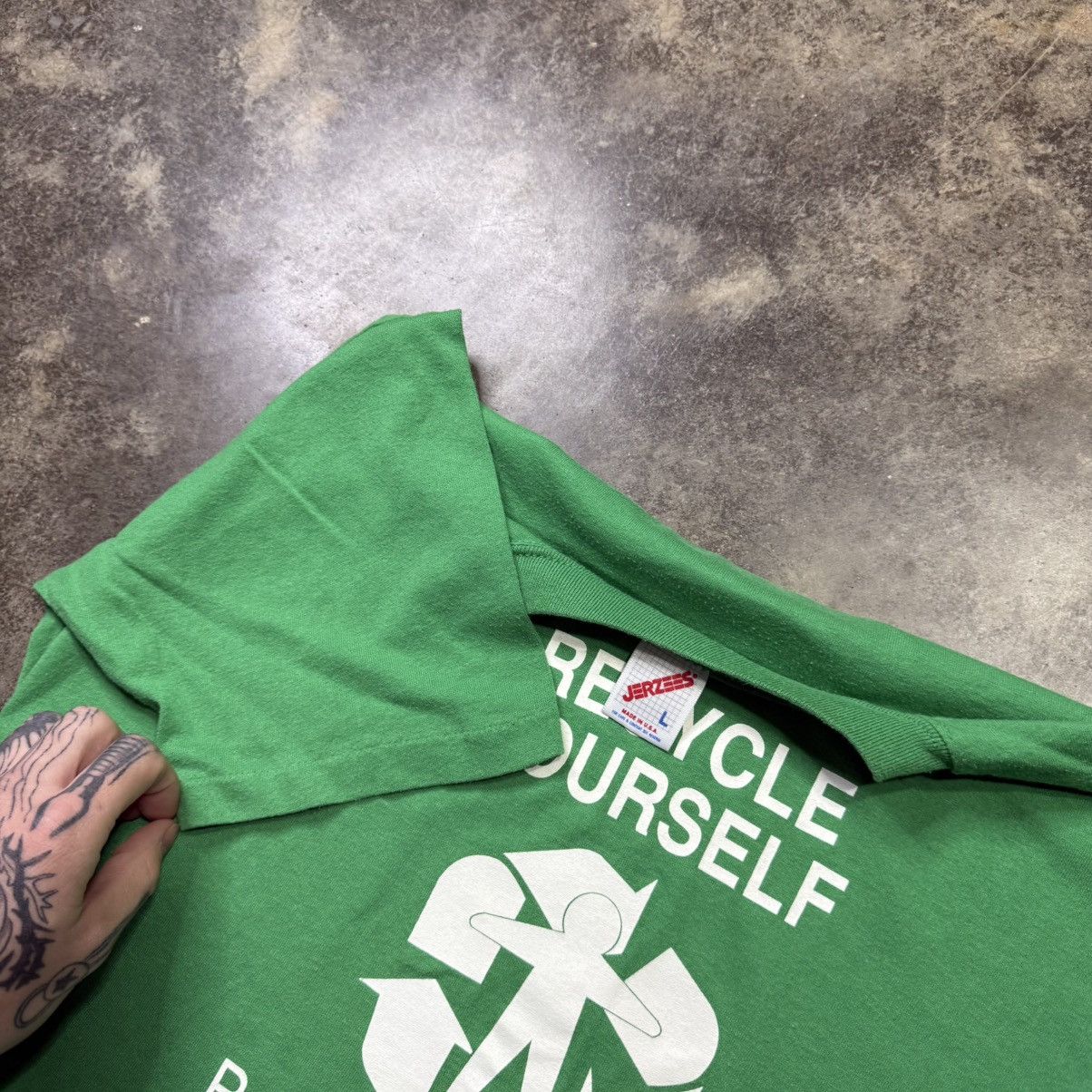 Vintage vintage recycle 80s recycle yourself organ donor tshirt Size US L / EU 52-54 / 3 - 5 Thumbnail