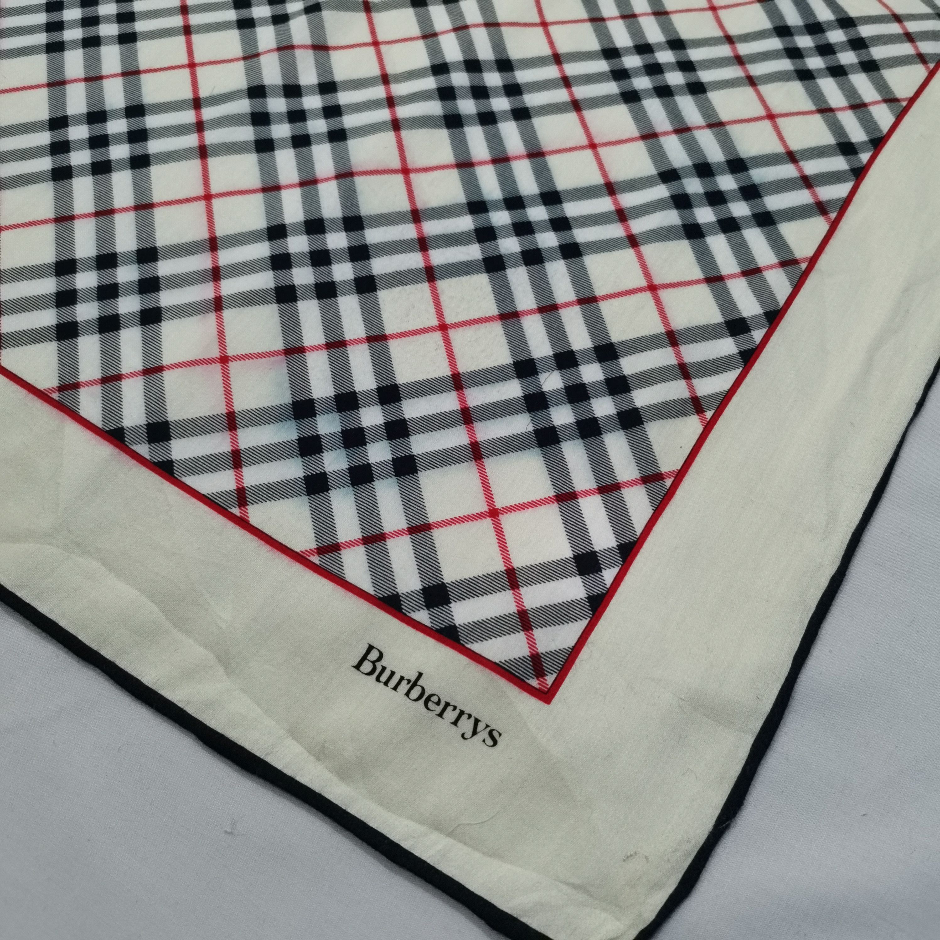 Burberry BURBERRY HANDKERCHIEF/ BANDANA/ SCARF Size ONE SIZE - 5 Thumbnail